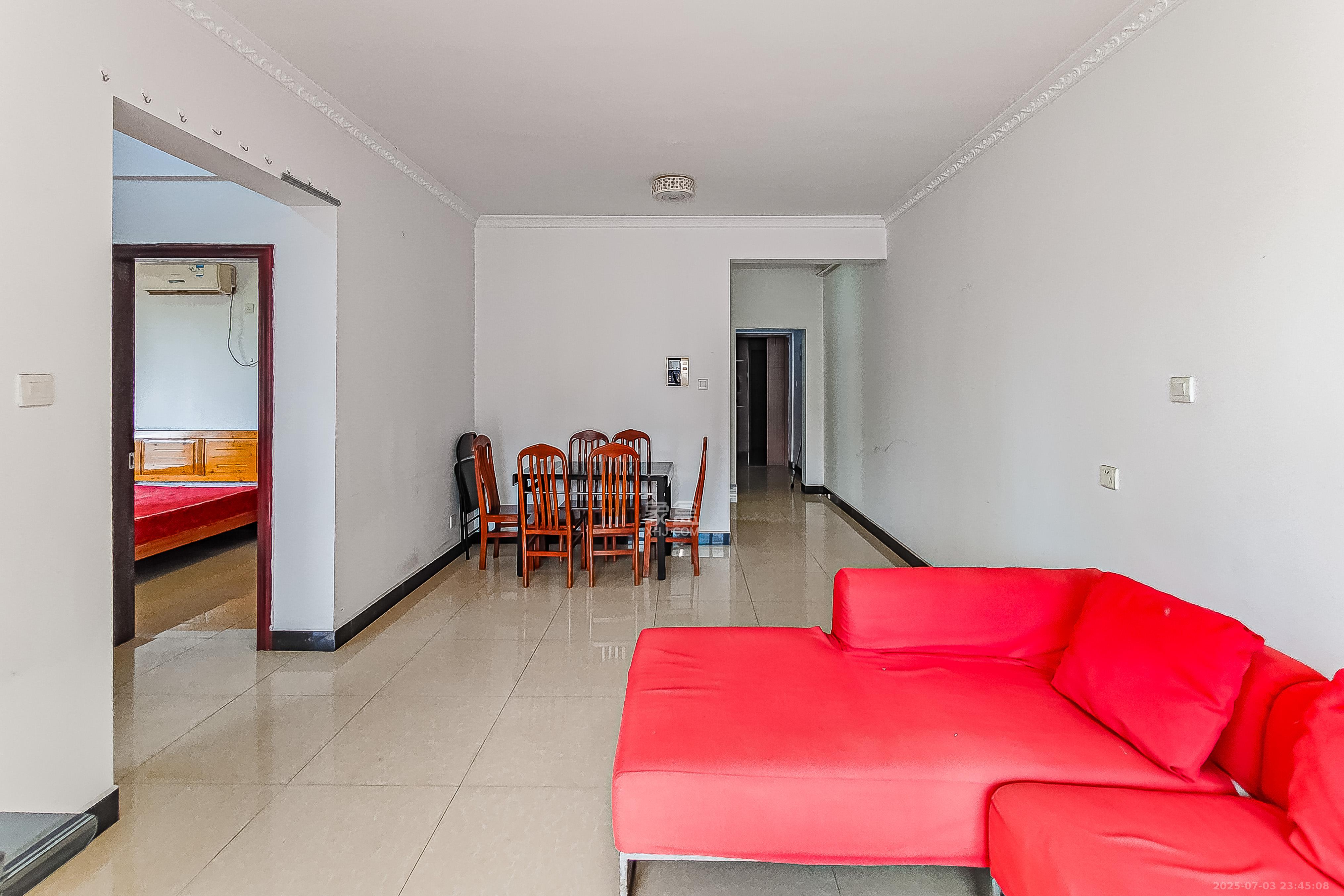 恒基凯旋门一二期 3室2厅1卫 65.0万 恒基凯旋门一二期 3室2厅1卫 65.0万客厅