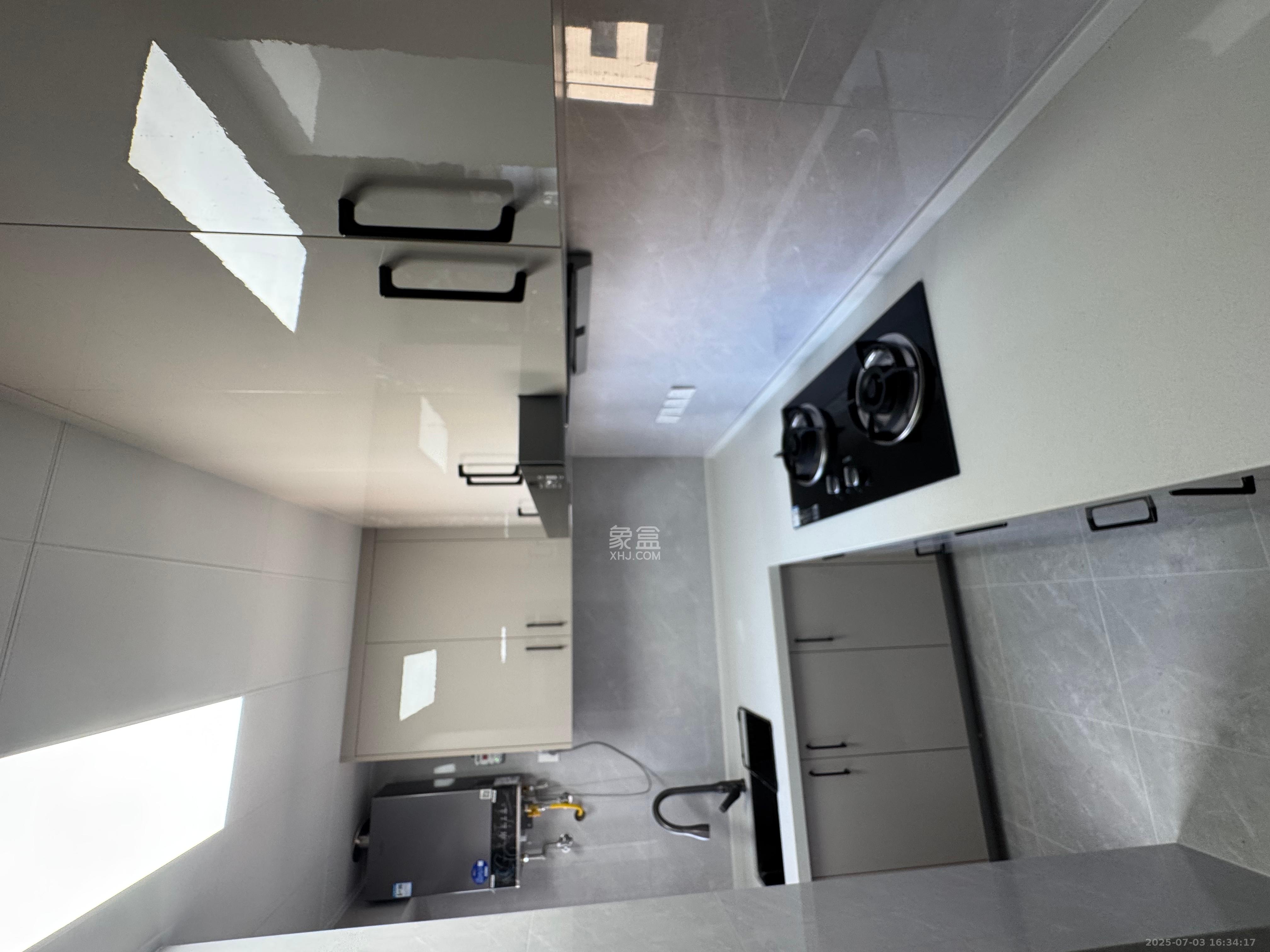 建鸿达现代城 3室2厅1卫 5300.0元/月 建鸿达现代城 3室2厅1卫 5300.0元/月室内图