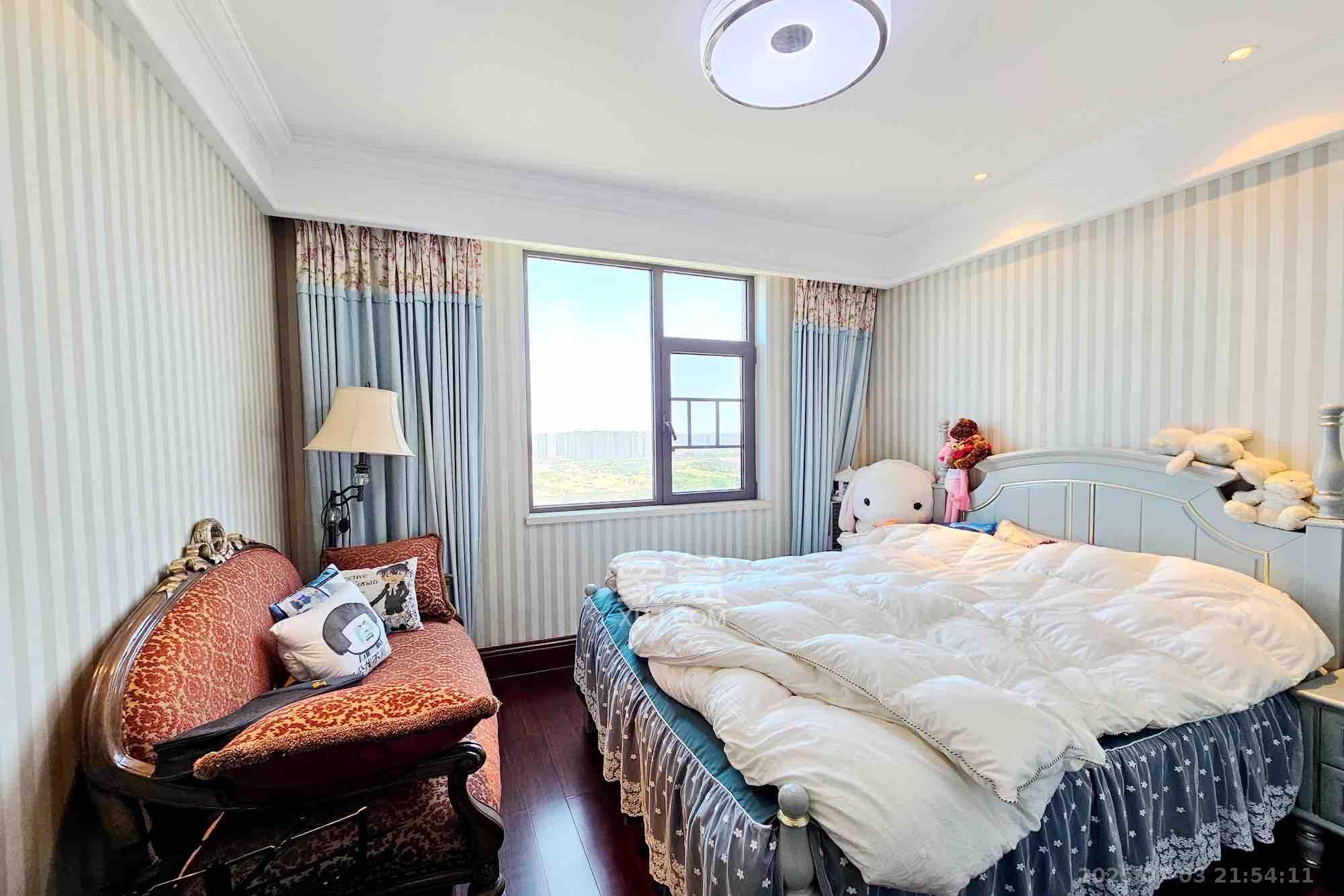 运达中央广场一、二期 4室2厅3卫 12000.0元/月 运达中央广场一、二期 4室2厅3卫 12000.0元/月室内图