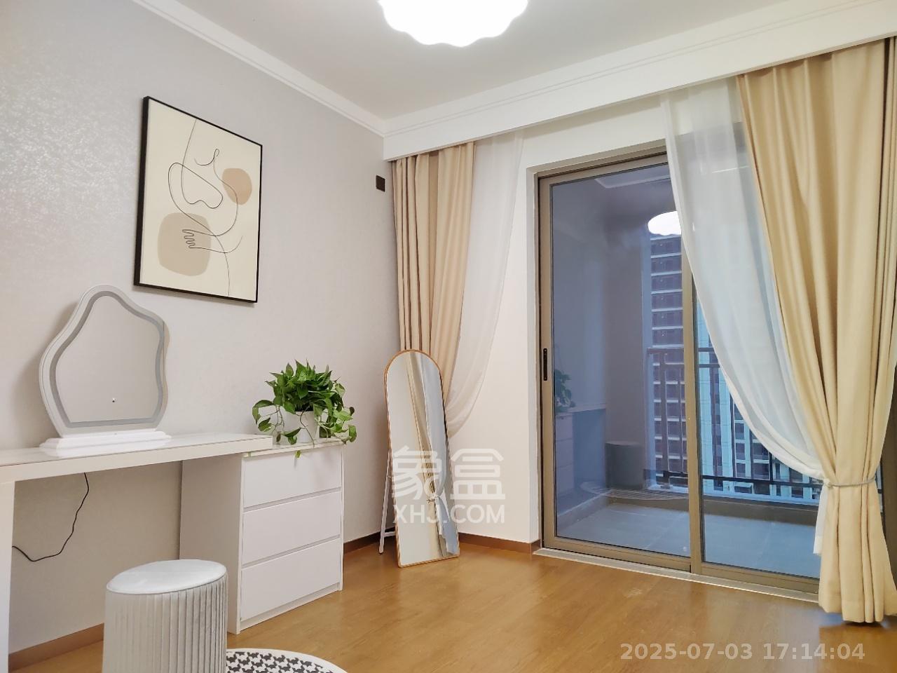 旭辉雨花郡  3室2厅2卫    4500.0元/月室内图