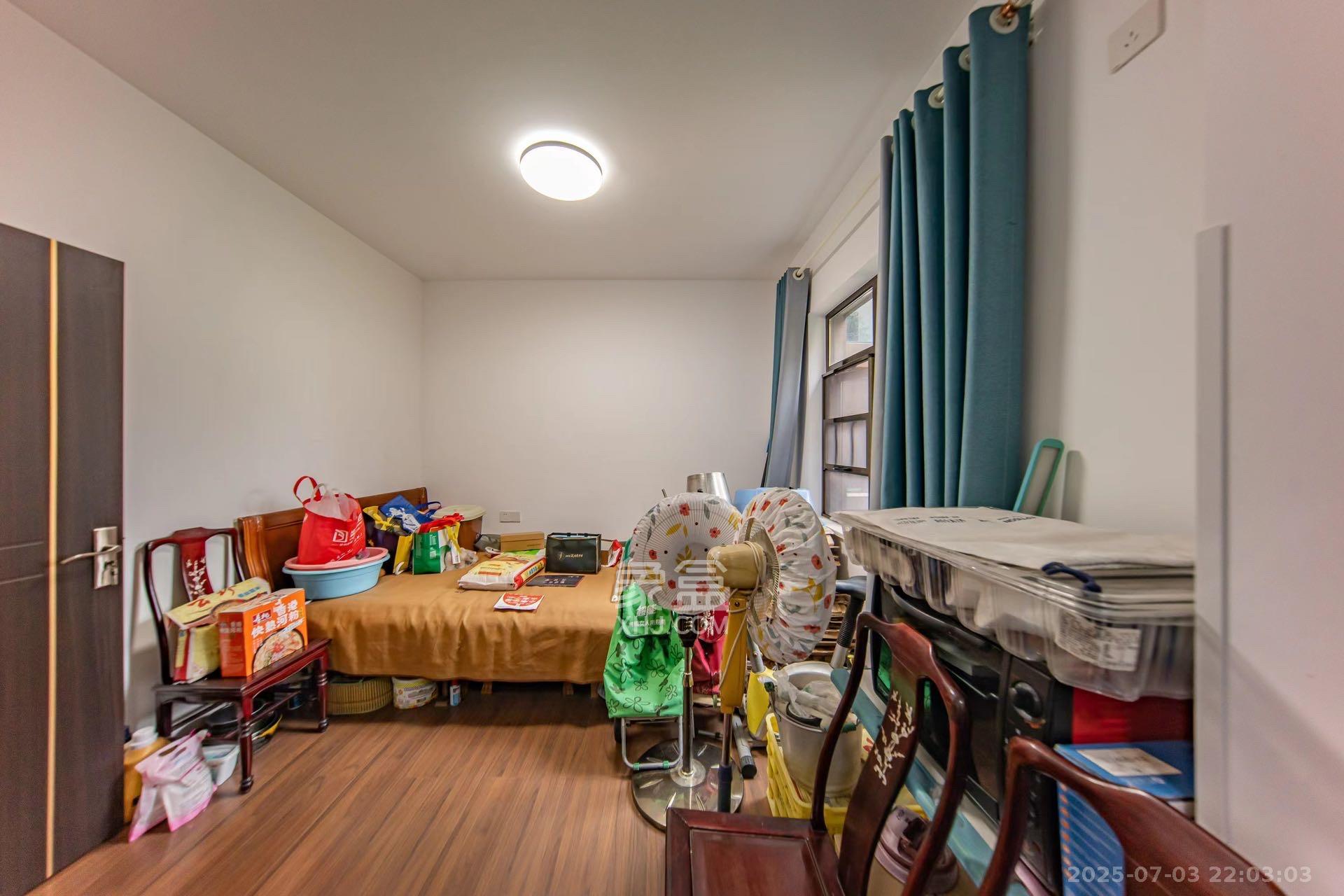 江山帝景哈佛  3室2厅2卫    2300.0元/月 江山帝景哈佛  3室2厅2卫    2300.0元/月室内图