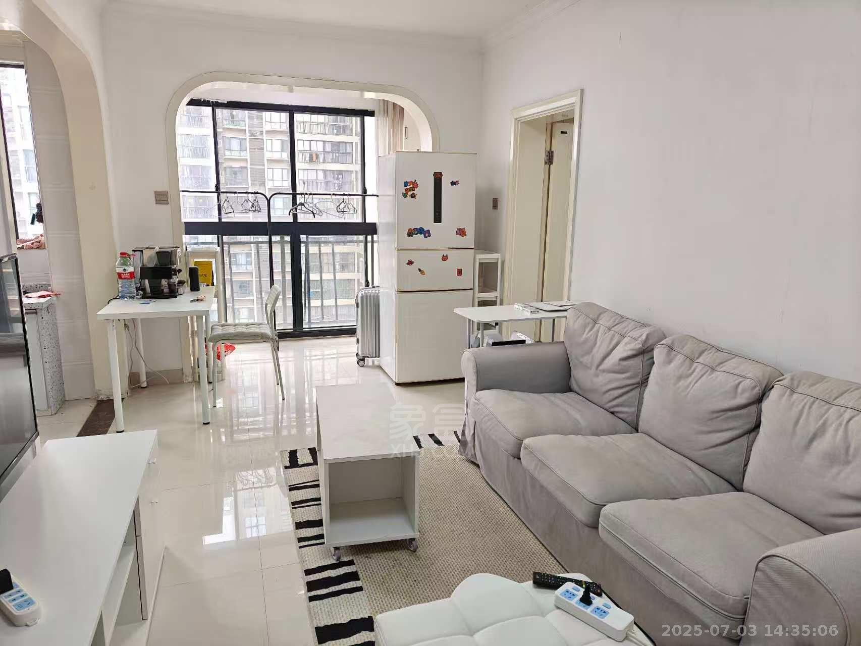 恒瑞雅园 1室1厅1卫 1300.0元/月 恒瑞雅园 1室1厅1卫 1300.0元/月室内图