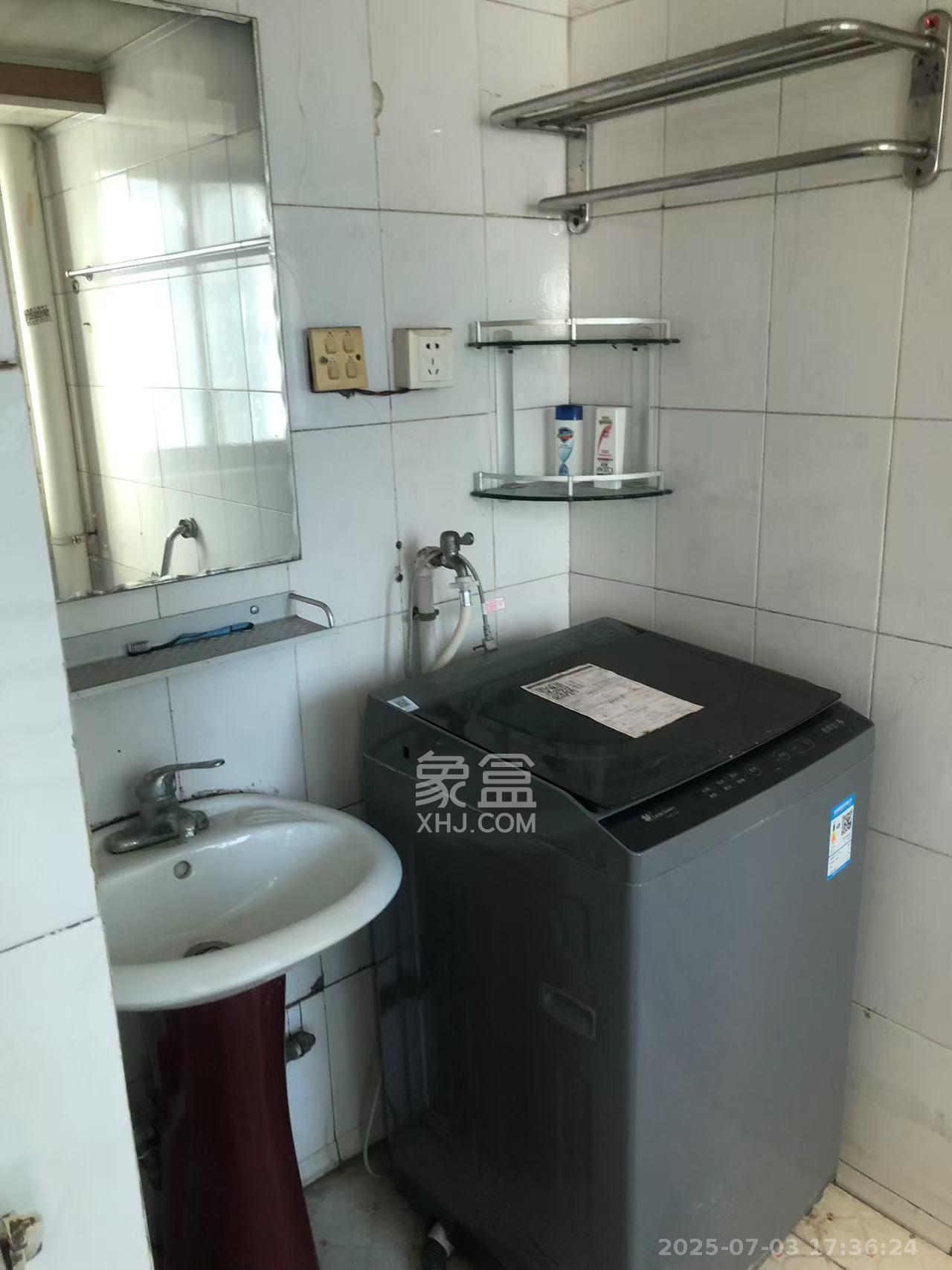 湘湖一村(三湘五金水暖机电市场) 2室1厅1卫 1500.0元/月 湘湖一村(三湘五金水暖机电市场) 2室1厅1卫 1500.0元/月室内图