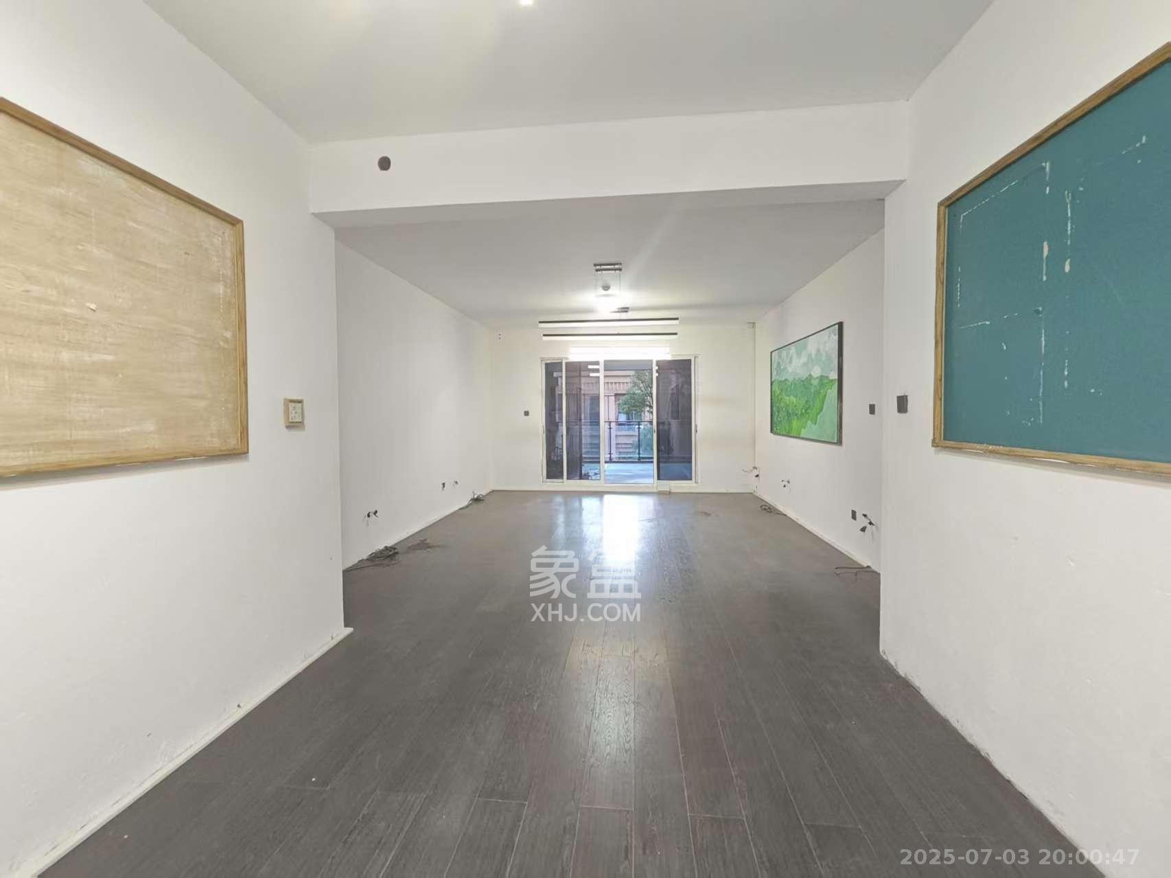 中建梅溪湖中心 4室2厅3卫 4000.0元/月 中建梅溪湖中心 4室2厅3卫 4000.0元/月室内图