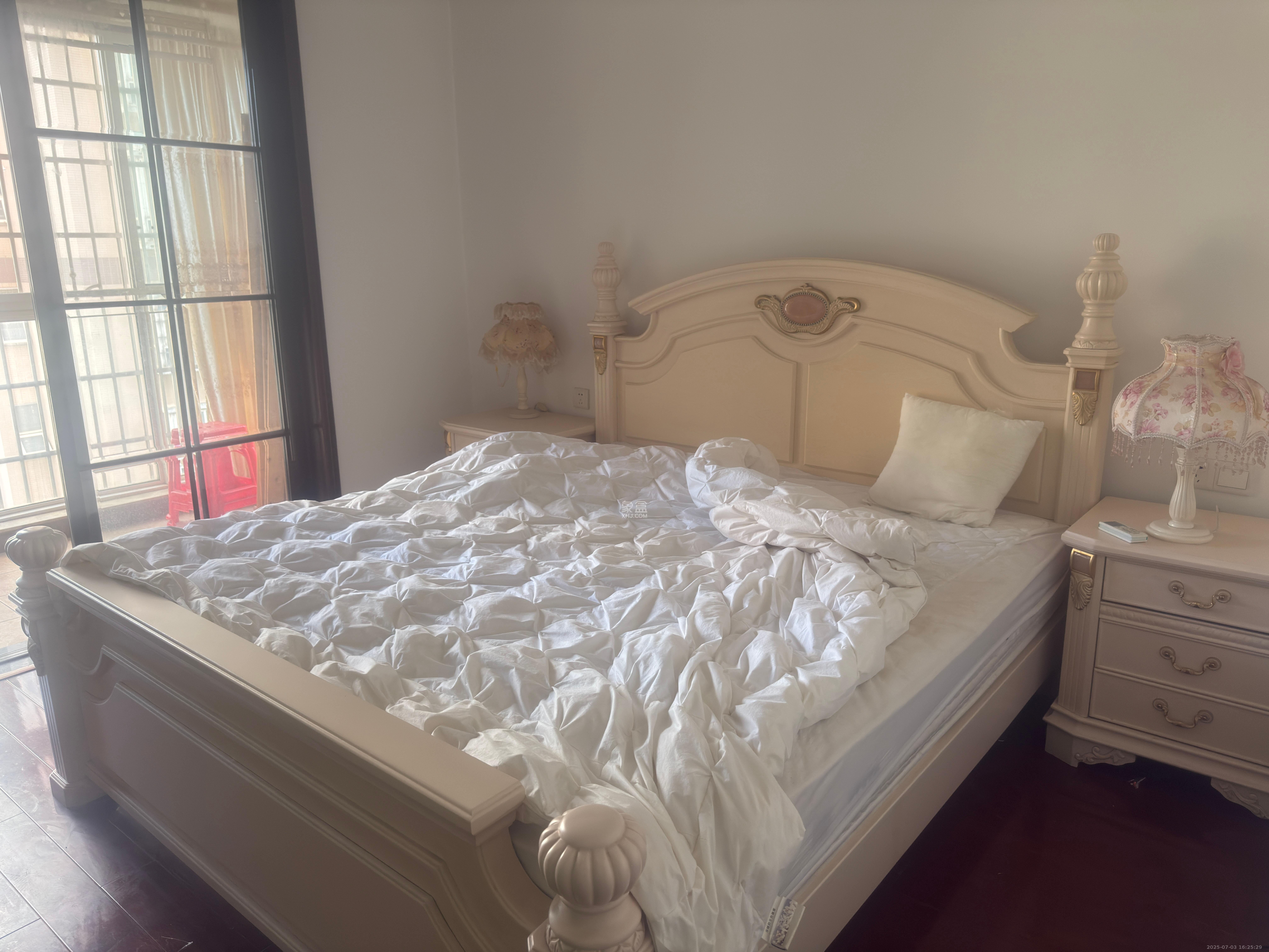 水映青山 3室2厅2卫 2600.0元/月 水映青山 3室2厅2卫 2600.0元/月室内图