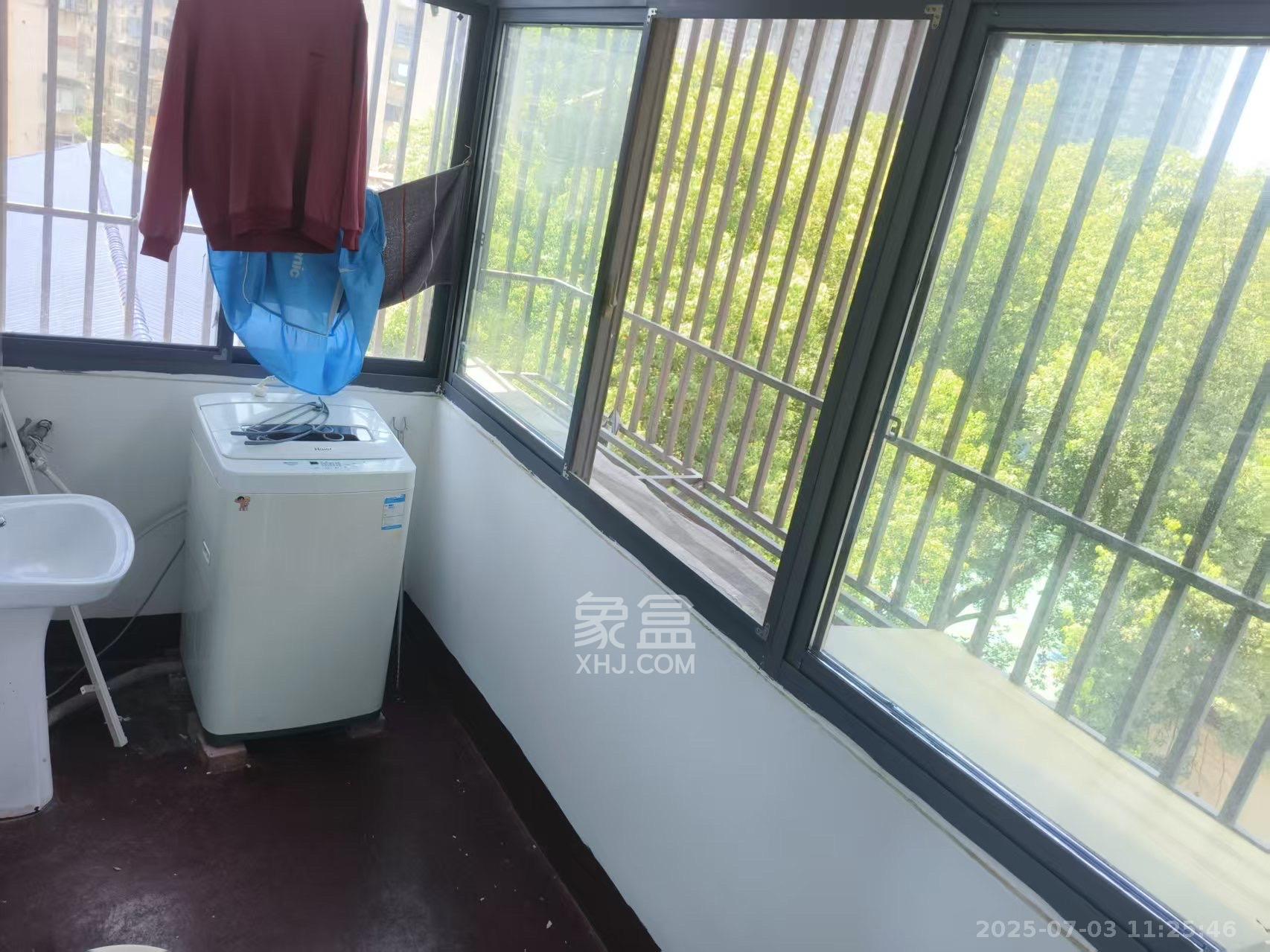 通泰街龙王宫 1室0厅0卫 1600.0元/月 通泰街龙王宫 1室0厅0卫 1600.0元/月室内图