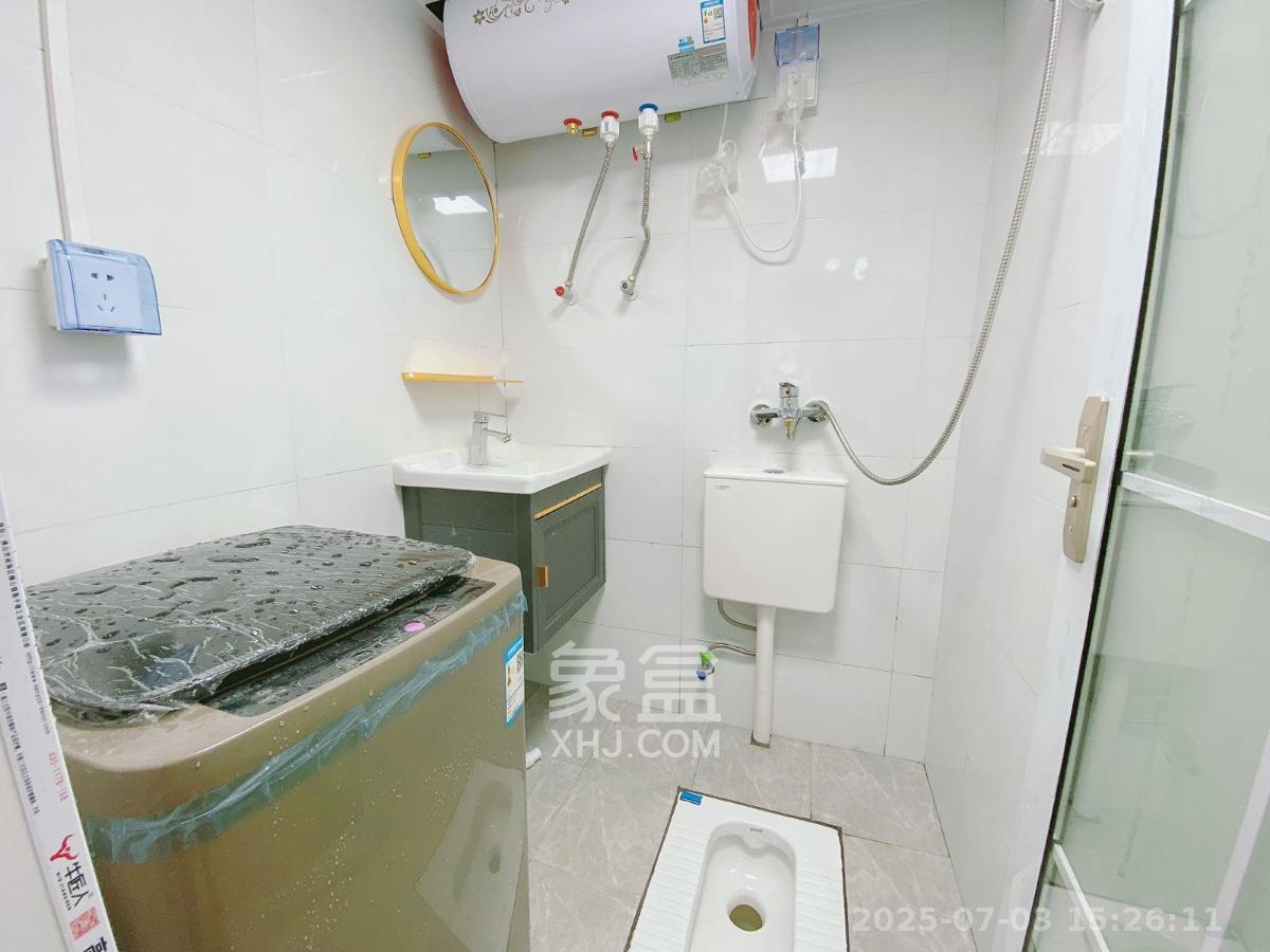长远华樟名府  1室0厅0卫   1800.00元/月室内图
