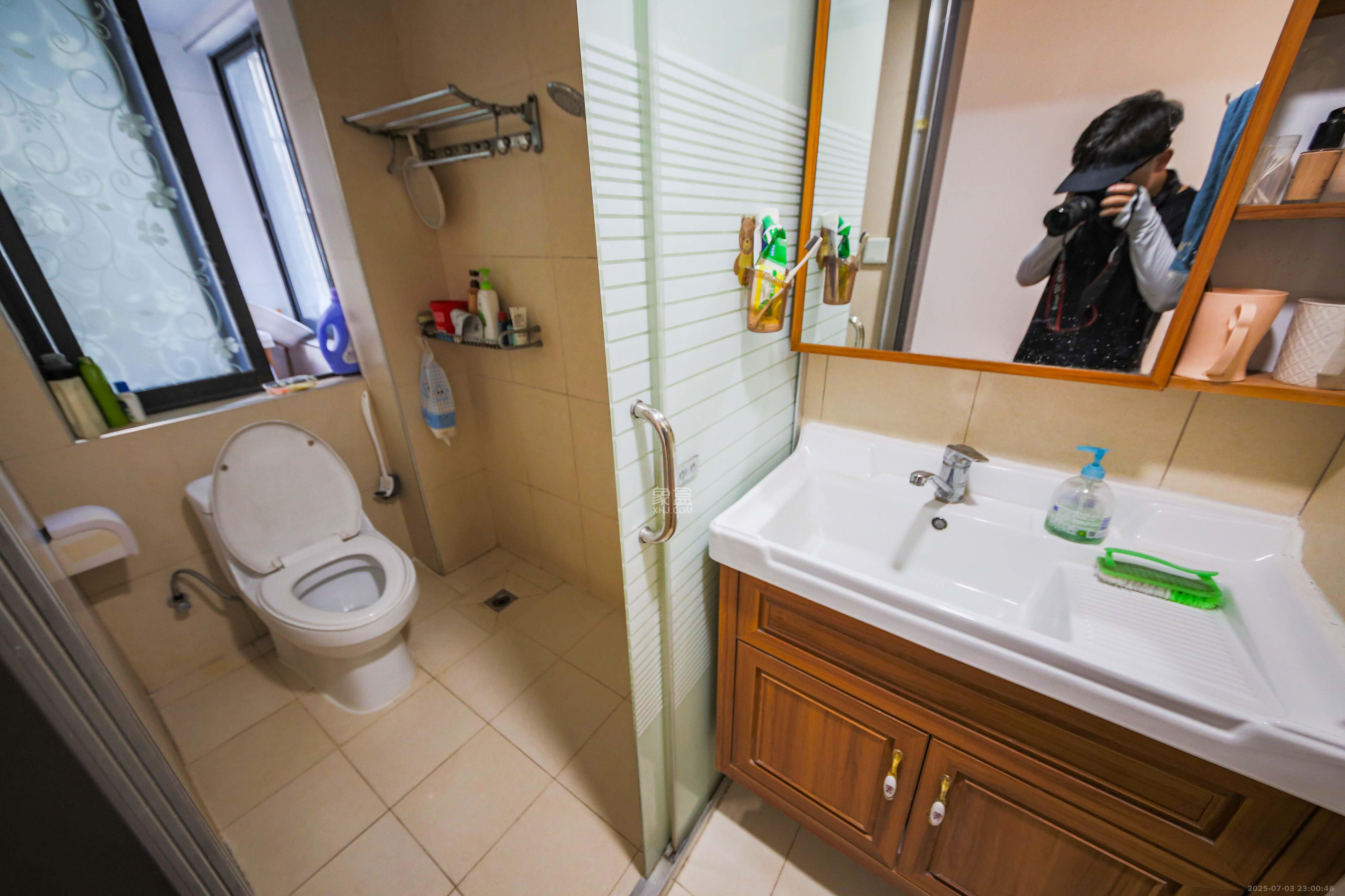 和庄 3室2厅1卫 72.0万 和庄 3室2厅1卫 72.0万卫生间