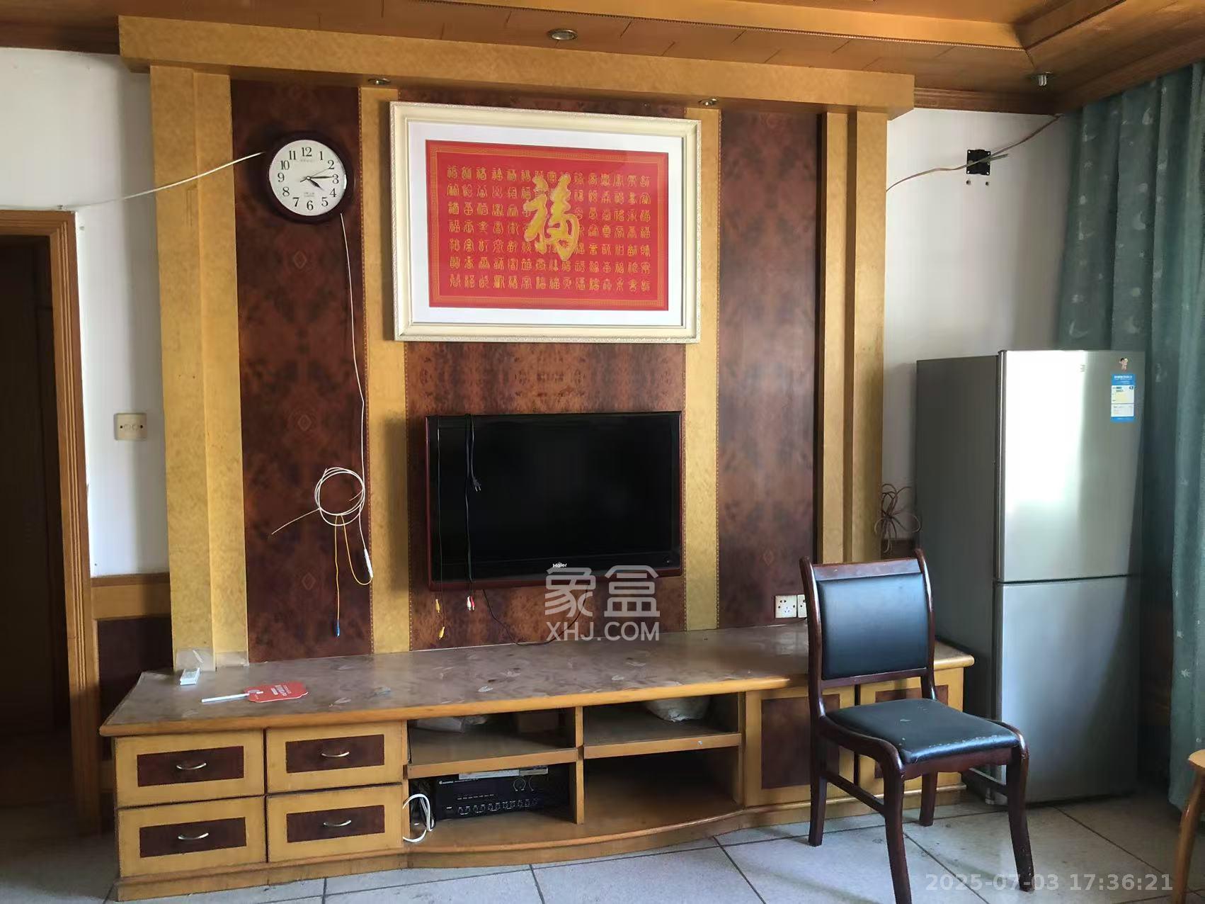 湘湖一村（三湘五金水暖机电市场）  2室1厅1卫   1500.00元/月室内图