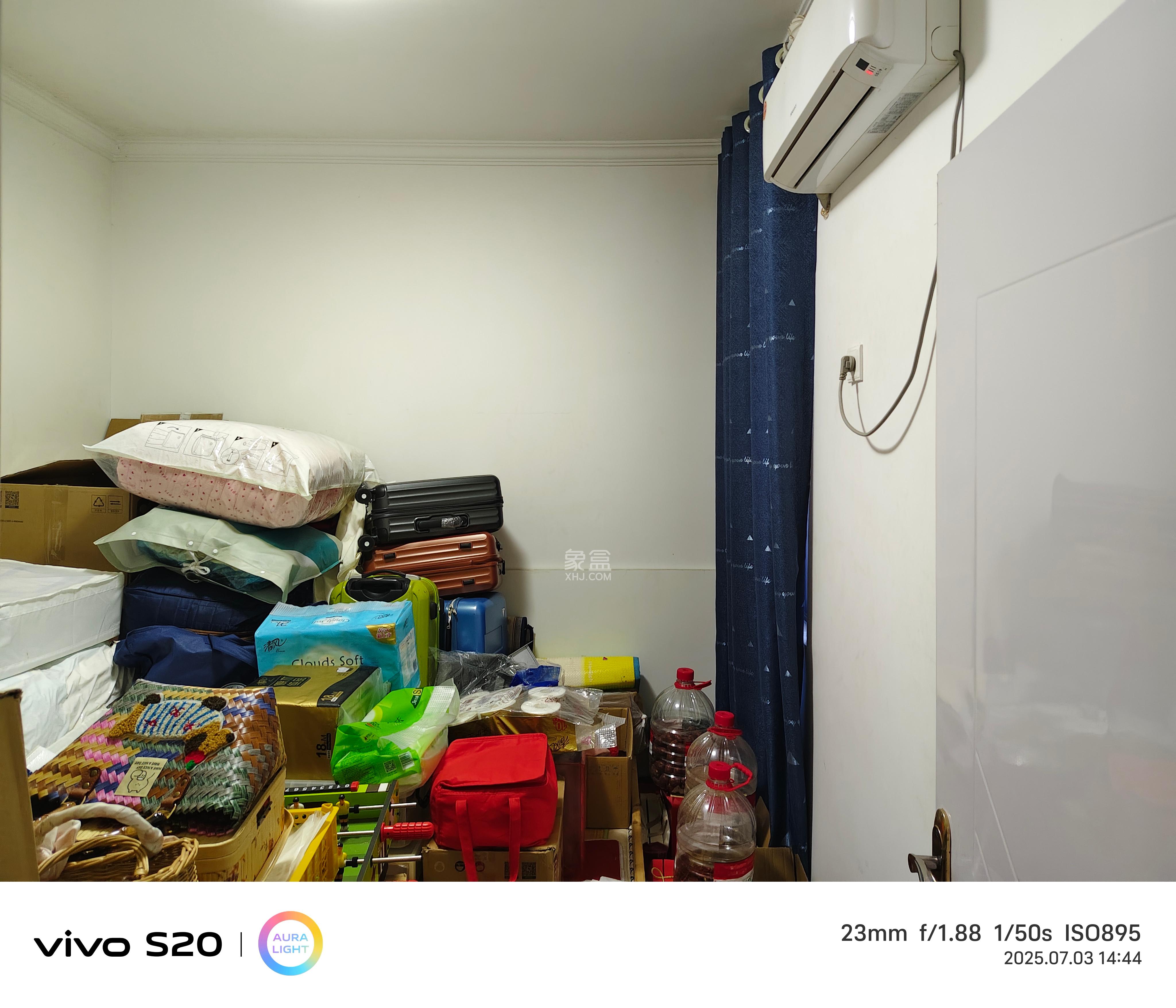 蓝光雍锦阁  3室2厅1卫   3000.00元/月室内图