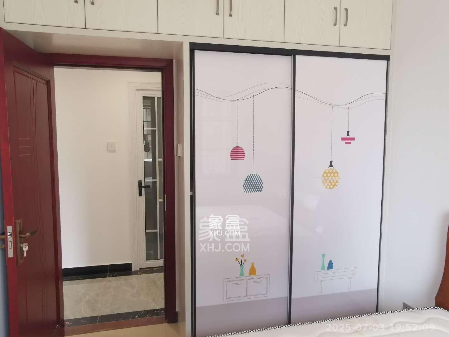 奥克斯缔壹城  3室2厅1卫   2600.00元/月室内图