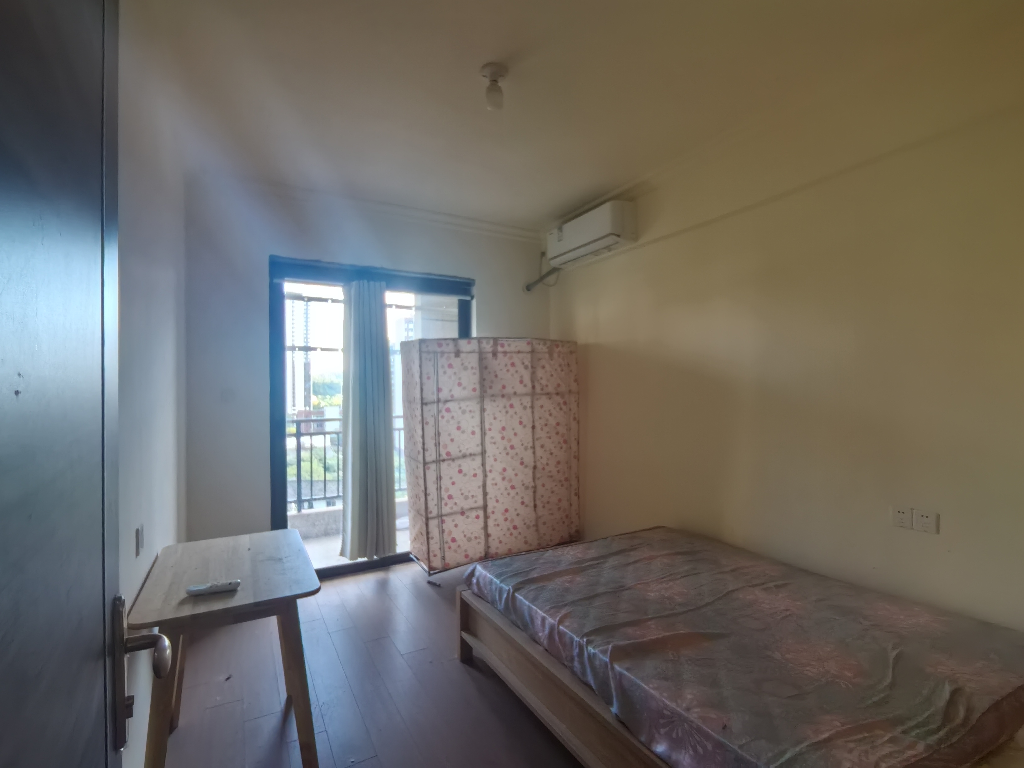 碧桂园豪园  4室2厅2卫    2800.0元/月室内图