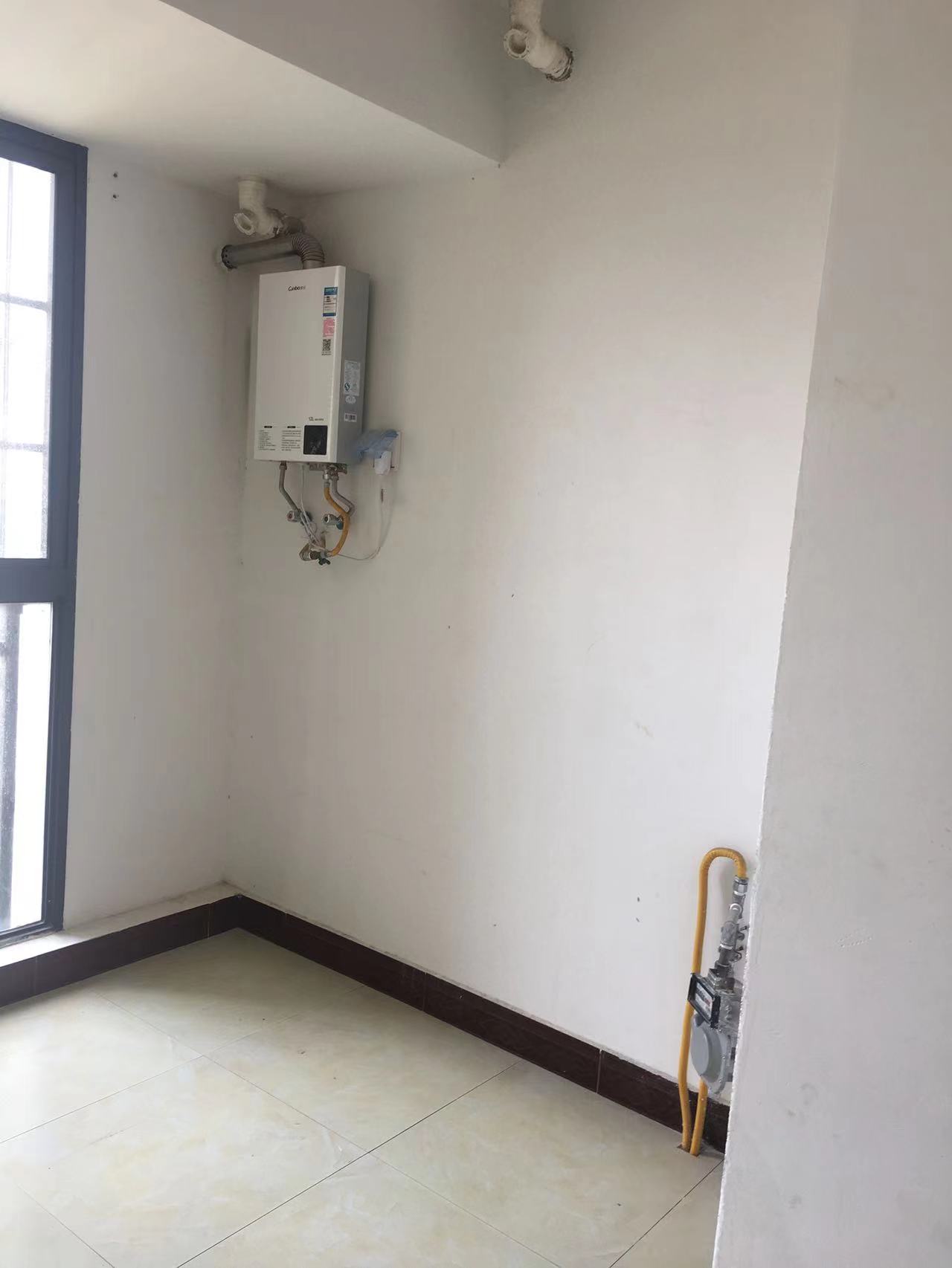 五源河公寓B区 3室2厅2卫 2300.0元/月 五源河公寓B区 3室2厅2卫 2300.0元/月室内图