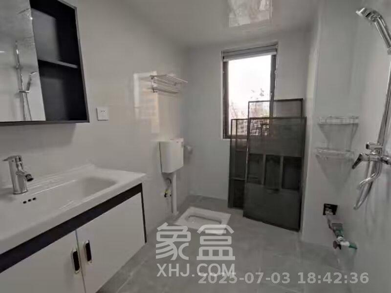 长房时代城  3室2厅2卫   3200.00元/月室内图