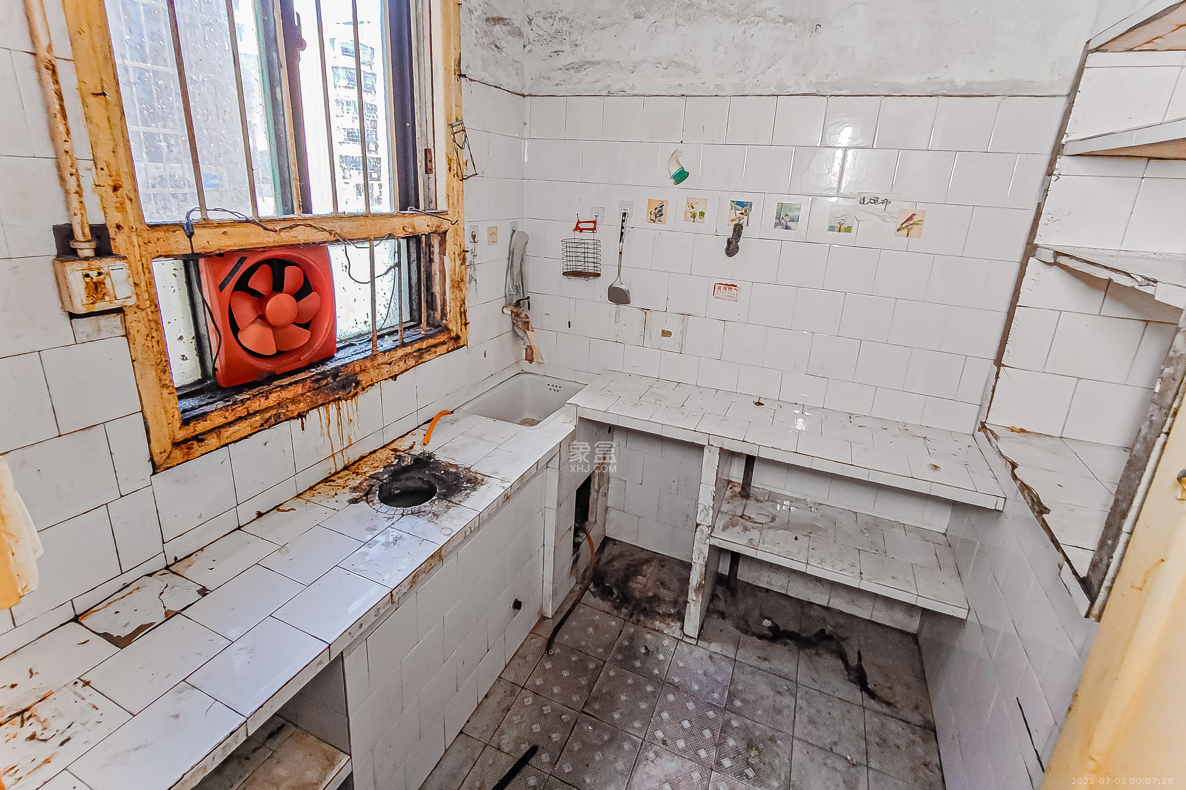 东瓜山一村  2室1厅1卫    40.0万 东瓜山一村  2室1厅1卫    40.0万厨房