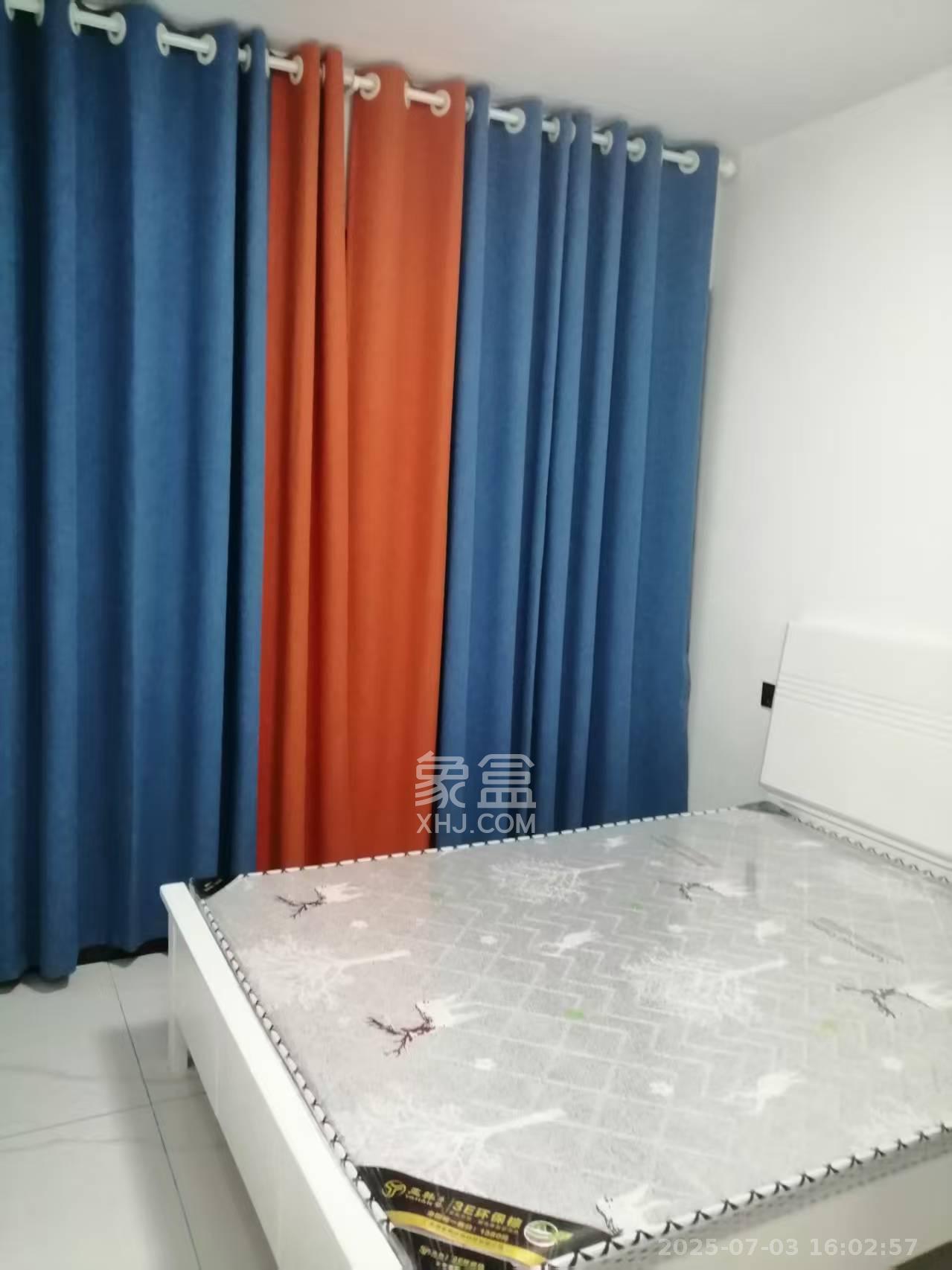 盛地东方芯府  3室2厅1卫   2000.00元/月