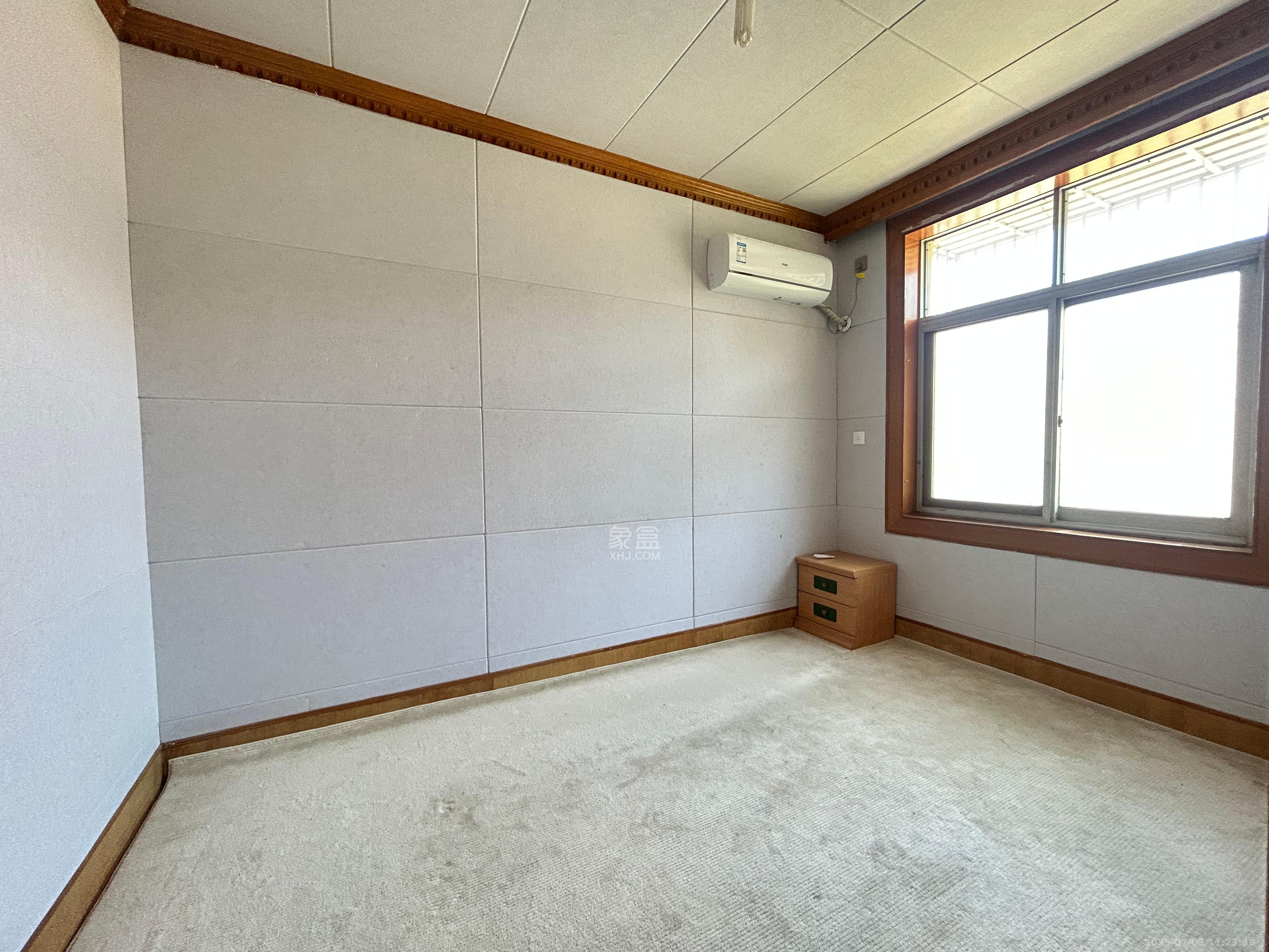 水警大队宿舍 3室2厅2卫 4000.0元/月 水警大队宿舍 3室2厅2卫 4000.0元/月室内图