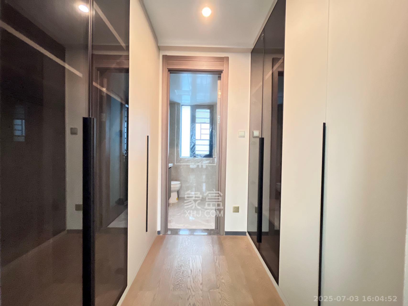 中海阅麓山一期  4室2厅2卫    4500.0元/月 中海阅麓山一期  4室2厅2卫    4500.0元/月室内图