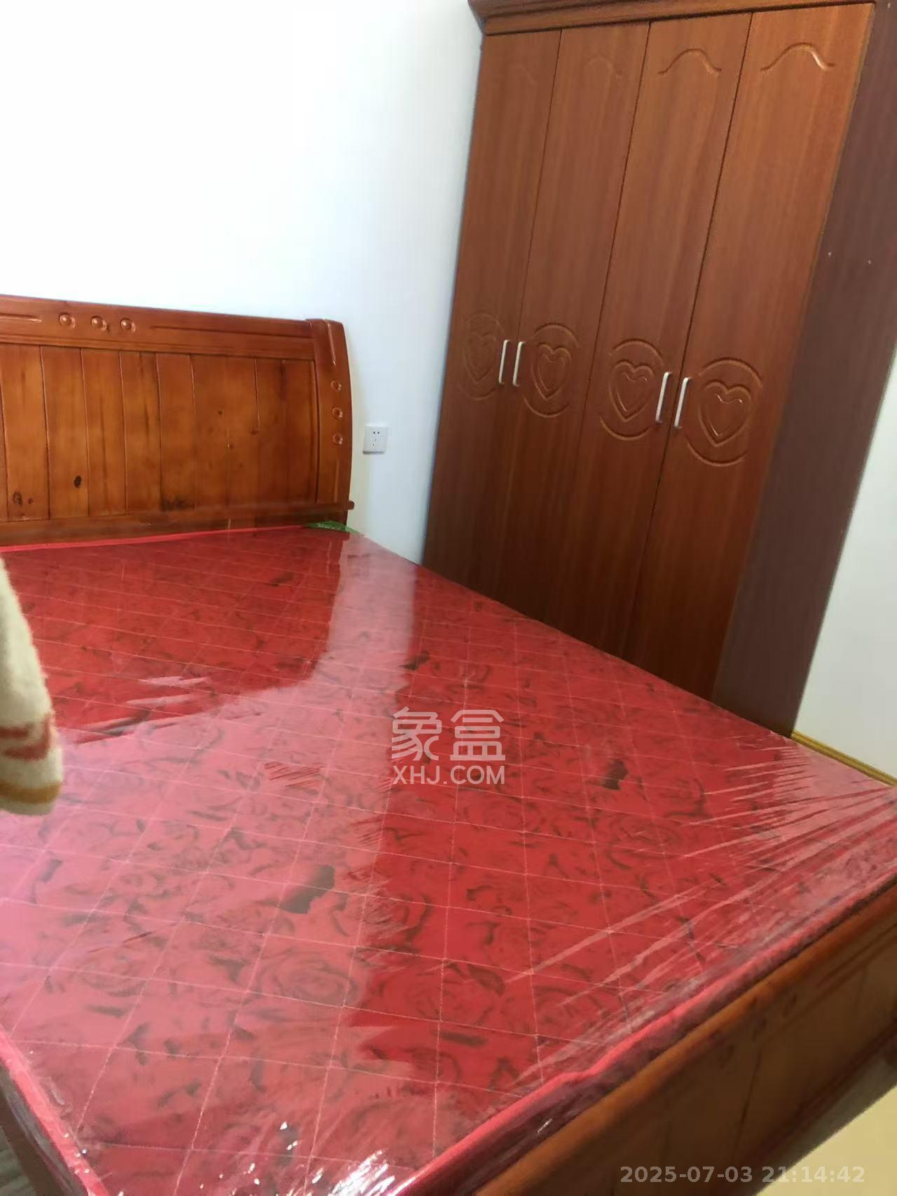 滨江海棠湾  2室2厅1卫    1900.0元/月室内图