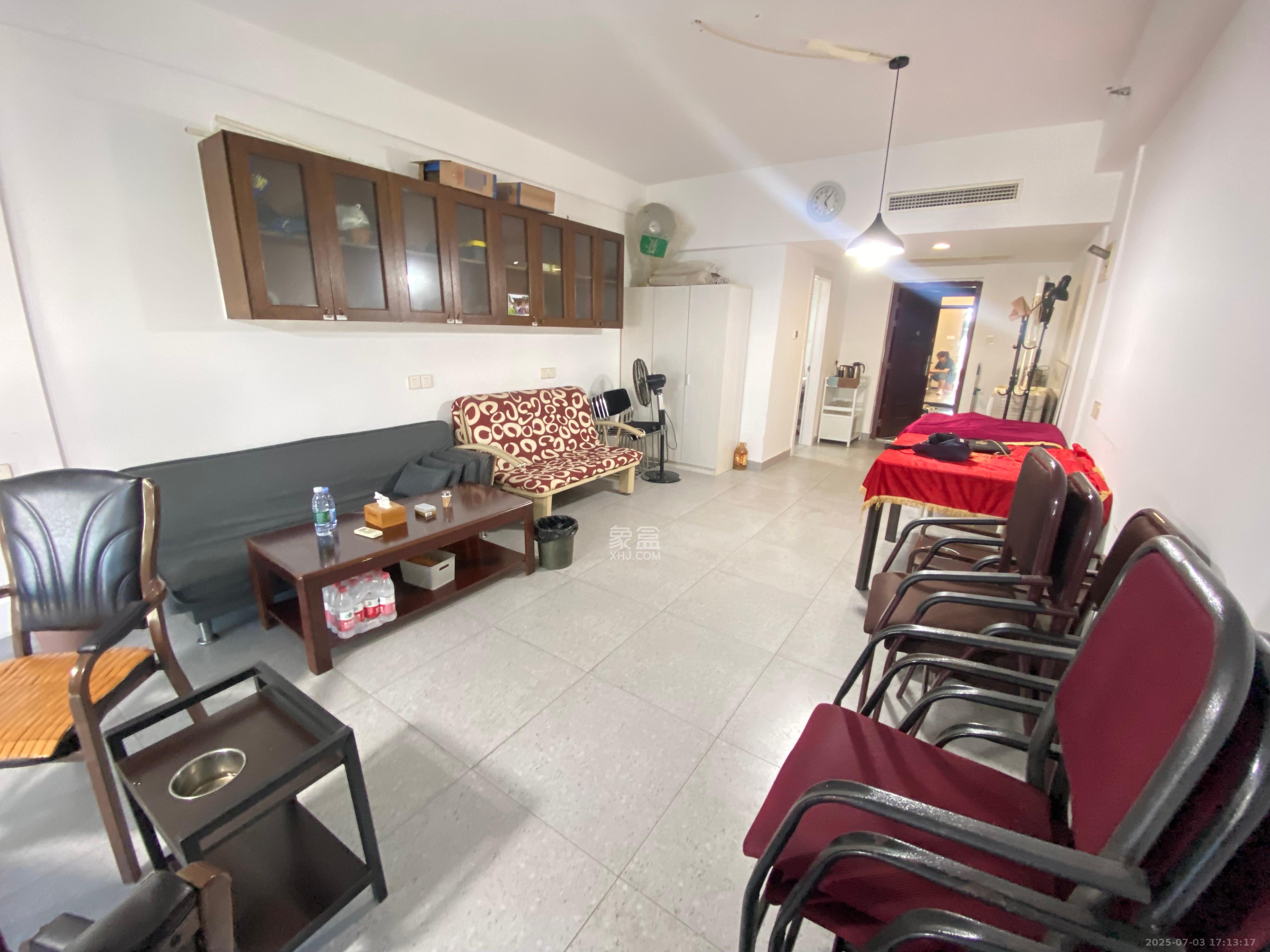 明城国际 1室0厅1卫 2000.0元/月 明城国际 1室0厅1卫 2000.0元/月室内图