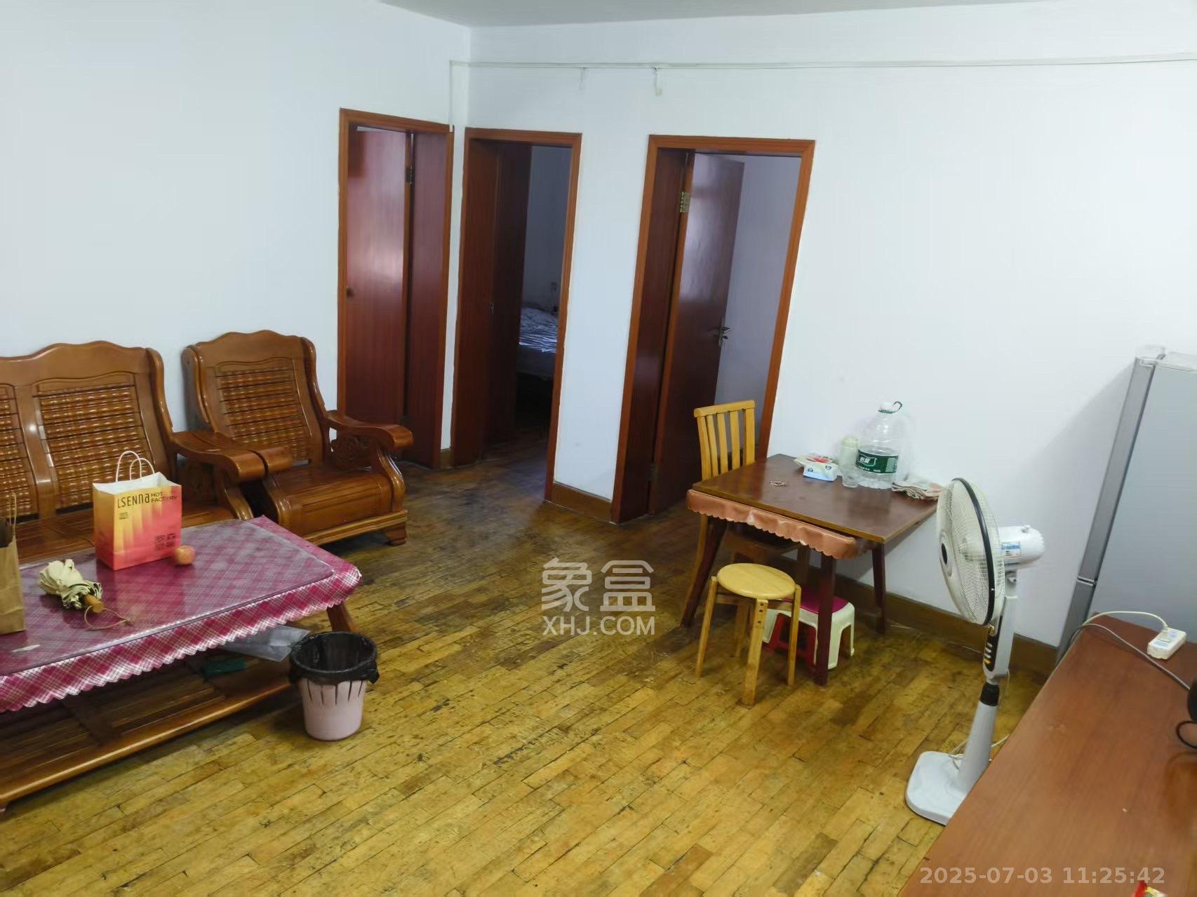 通泰街龙王宫 1室0厅0卫 1600.0元/月 通泰街龙王宫 1室0厅0卫 1600.0元/月室内图