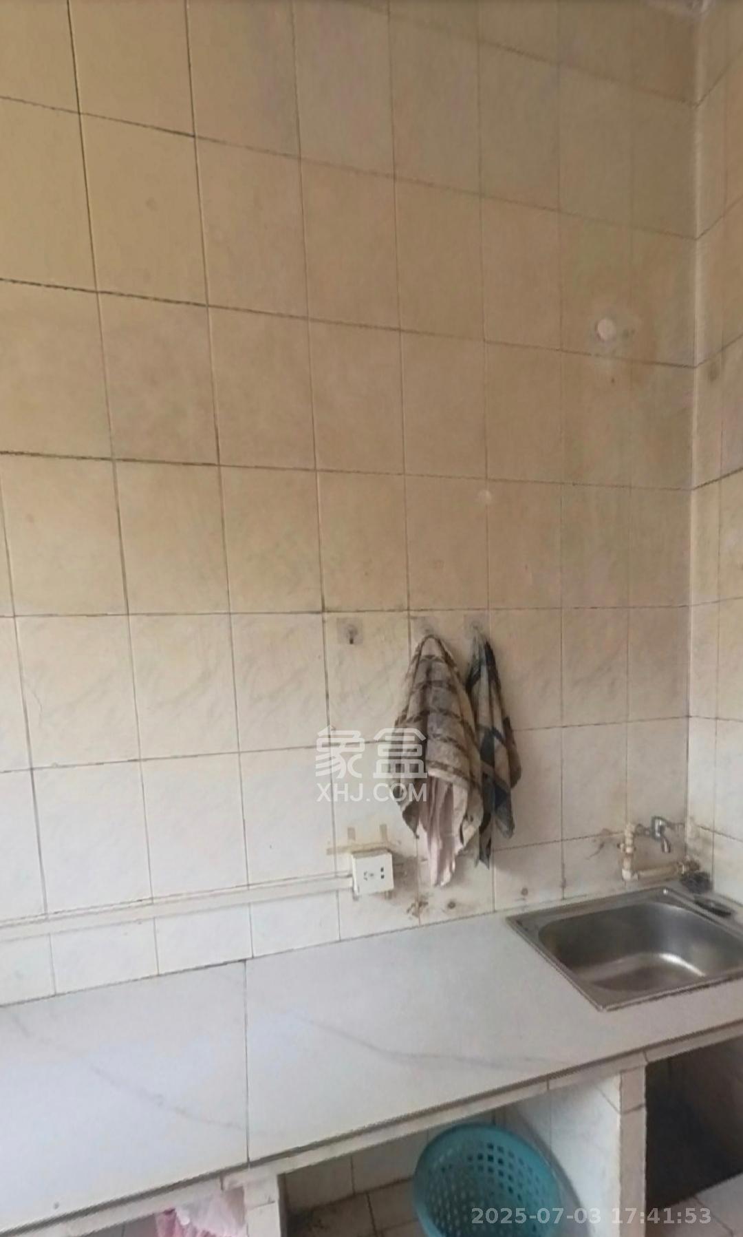 新塘垅小区(高桥物流园) 2室1厅1卫 1300.0元/月 新塘垅小区(高桥物流园) 2室1厅1卫 1300.0元/月室内图