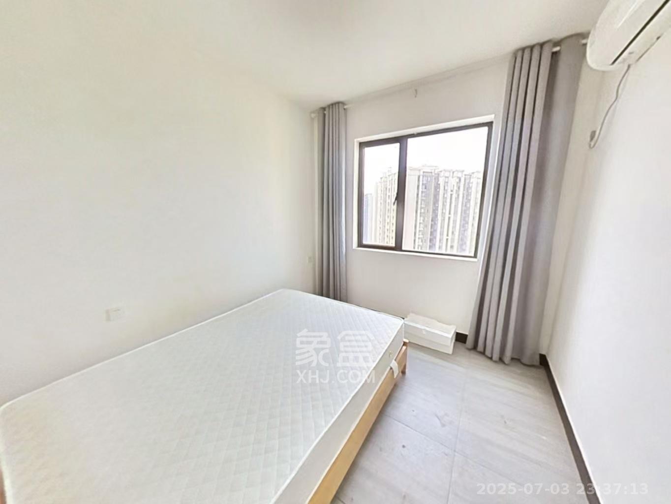 和泓梅溪四季 4室2厅2卫 3700.0元/月 和泓梅溪四季 4室2厅2卫 3700.0元/月室内图