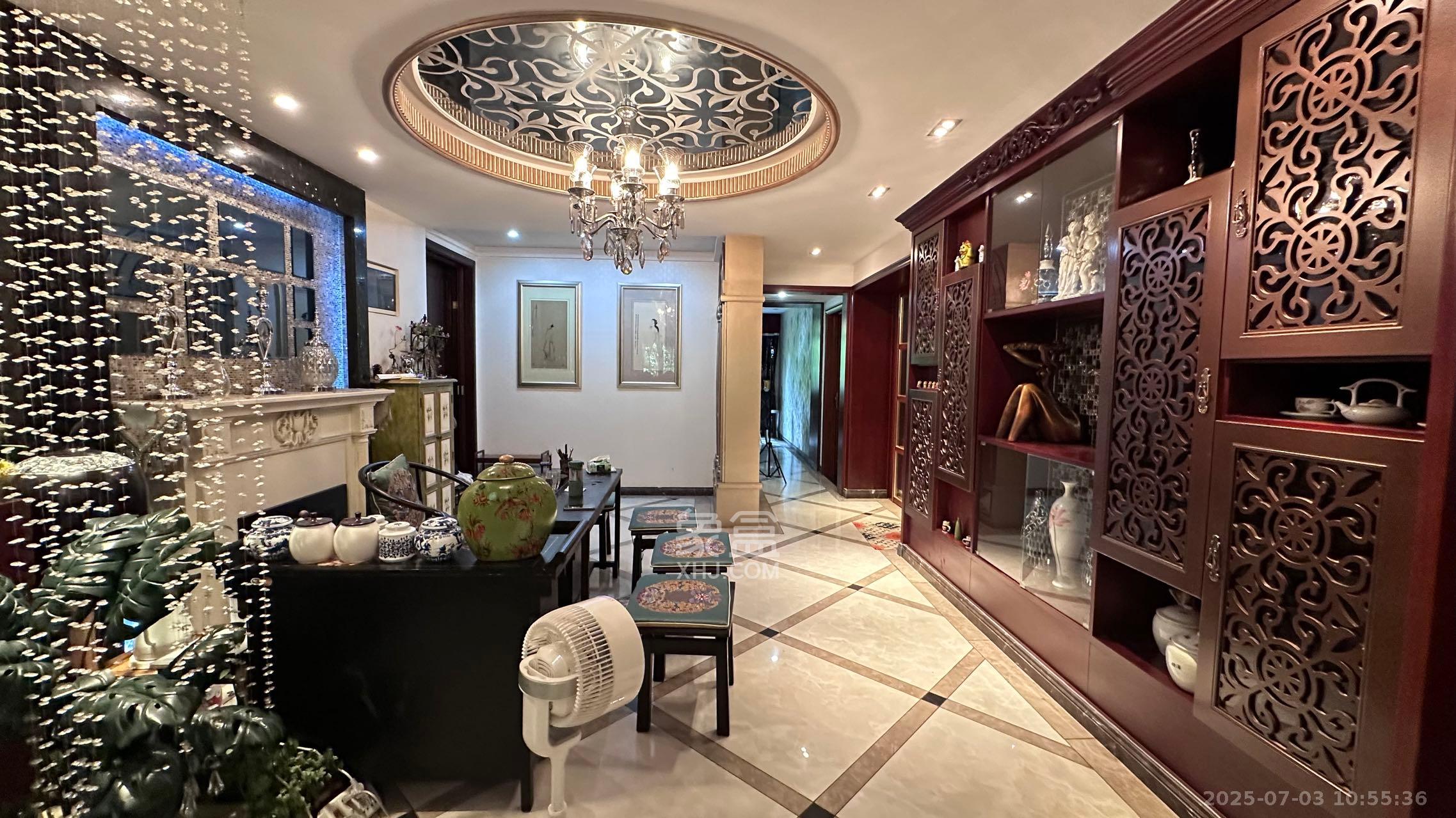 融科檀香山(融科紫檀、香山国际)  2室2厅2卫    5500.0元/月 融科檀香山(融科紫檀、香山国际)  2室2厅2卫    5500.0元/月室内图