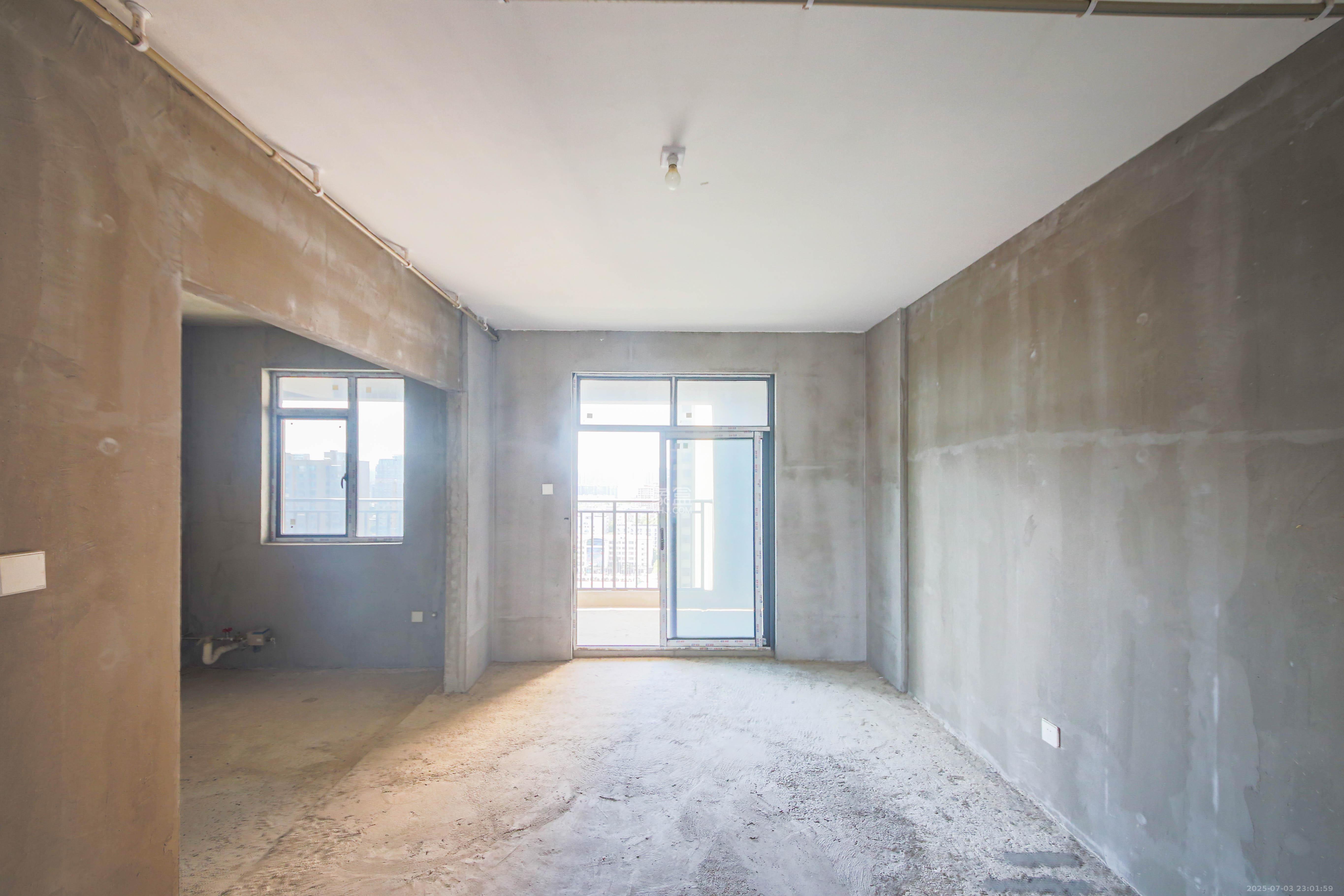 友谊青苑 4室2厅2卫 256.0万 友谊青苑 4室2厅2卫 256.0万客厅