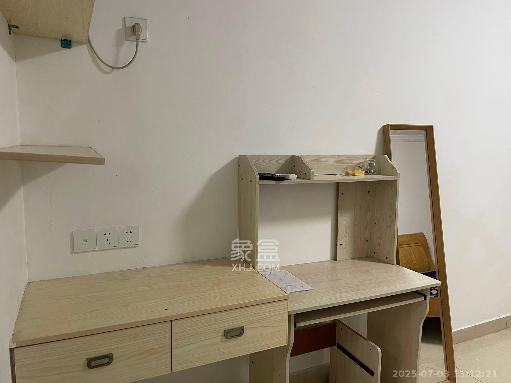 蓝湾国际广场  1室1厅1卫    1600.0元/月室内图