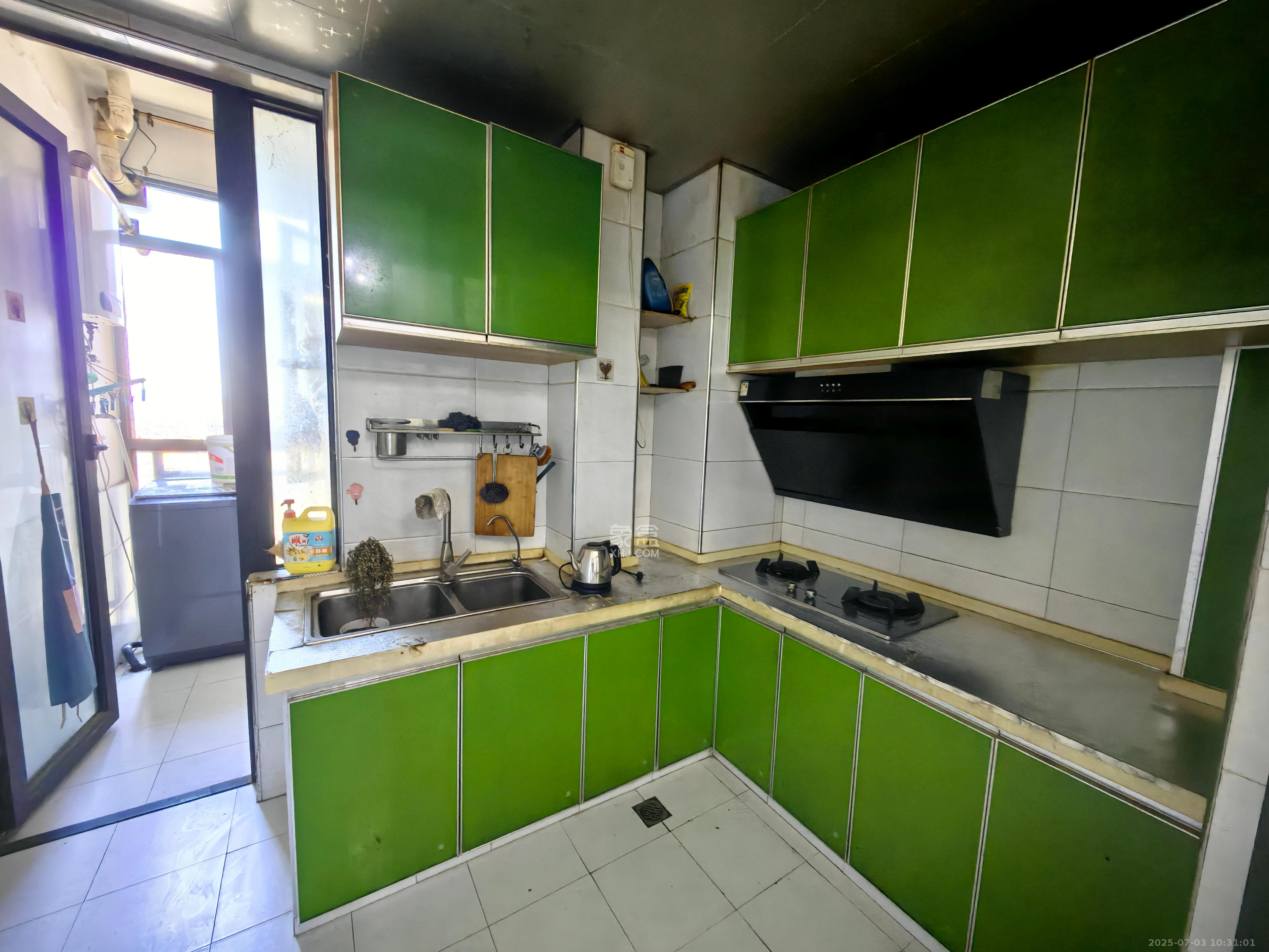 兴威帕克水岸 3室2厅1卫 2300.0元/月 兴威帕克水岸 3室2厅1卫 2300.0元/月室内图