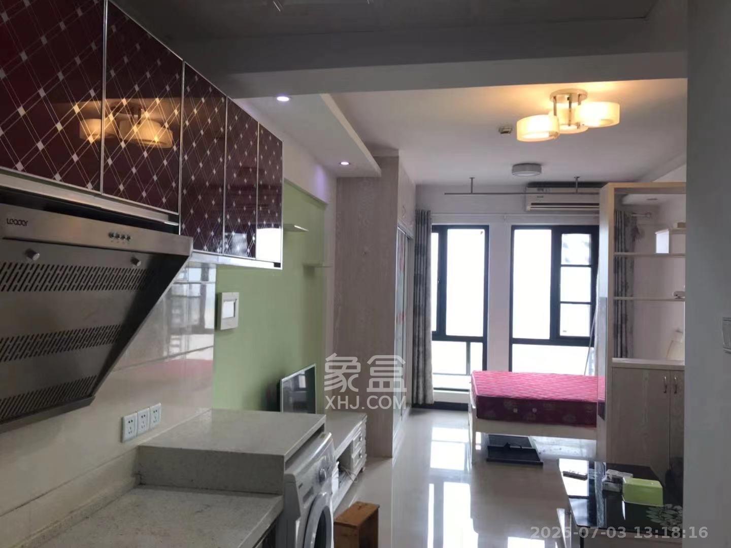 鑫远微中心  1室1厅1卫   1300.00元/月室内图1