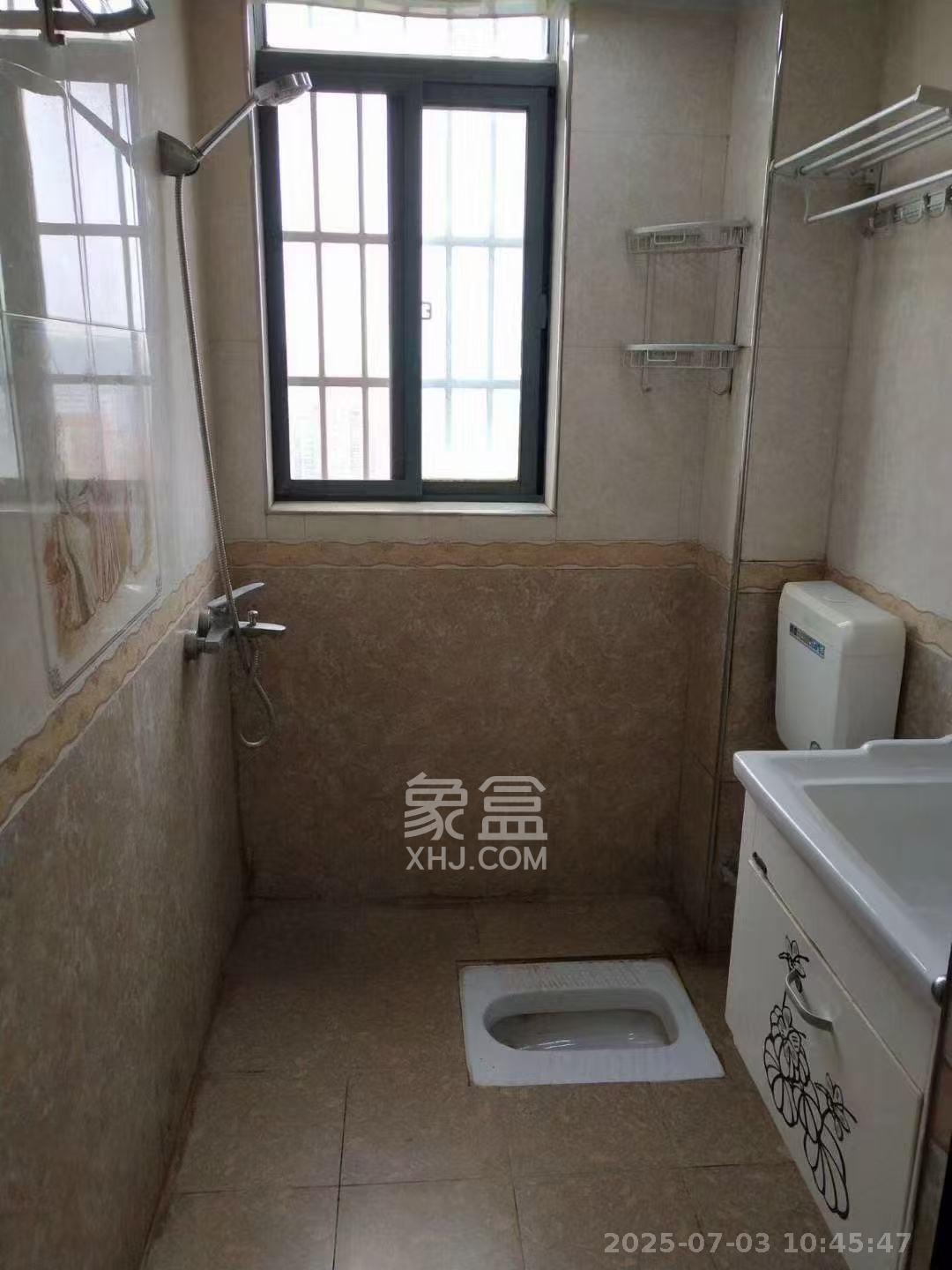 巢之恋  2室2厅1卫   2200.00元/月室内图