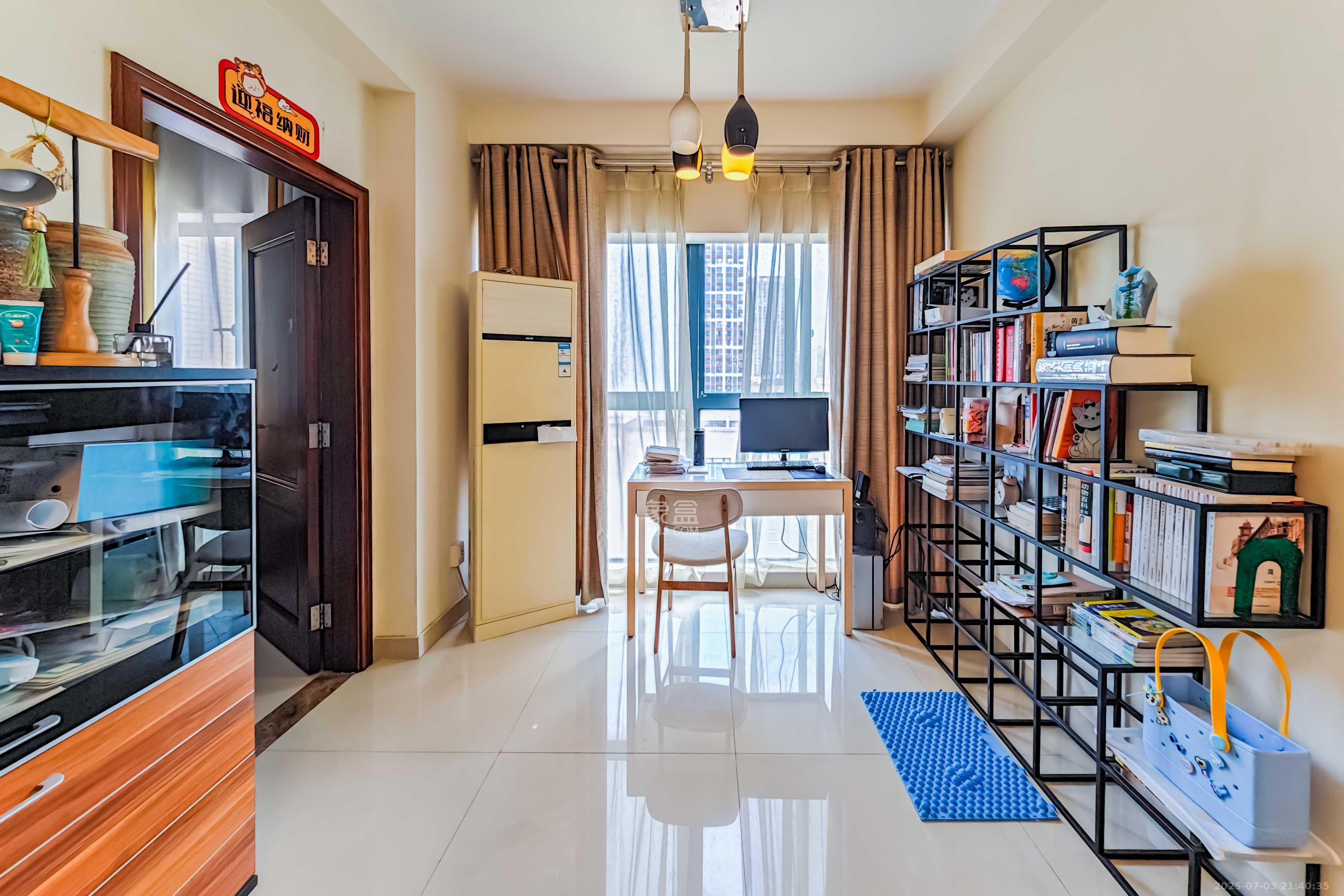 中城丽景香山园 3室2厅2卫 128.80万 中城丽景香山园 3室2厅2卫 128.80万阳台