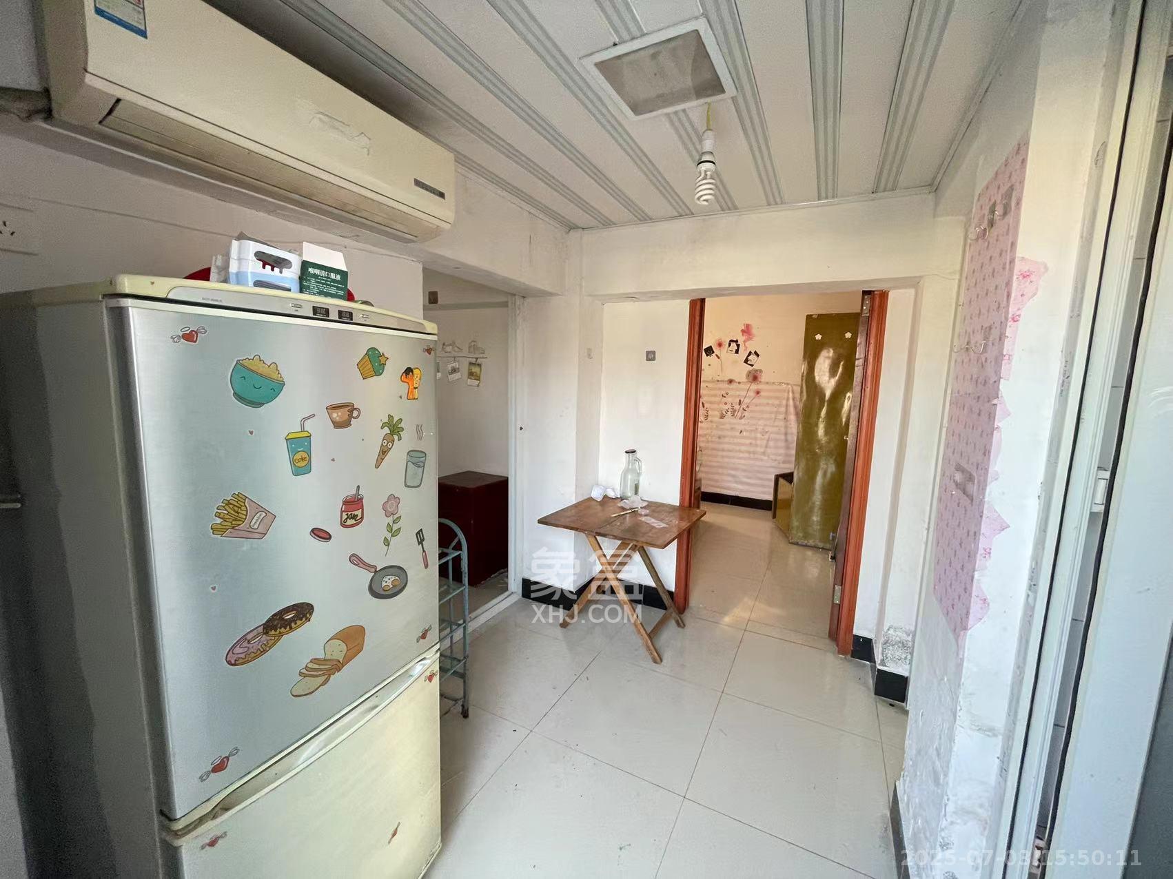 德政园 2室1厅2卫 800.0元/月 德政园 2室1厅2卫 800.0元/月室内图