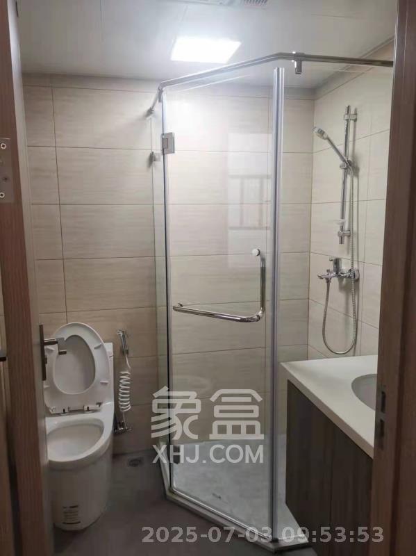 美的翰城  3室2厅2卫   2000.00元/月室内图