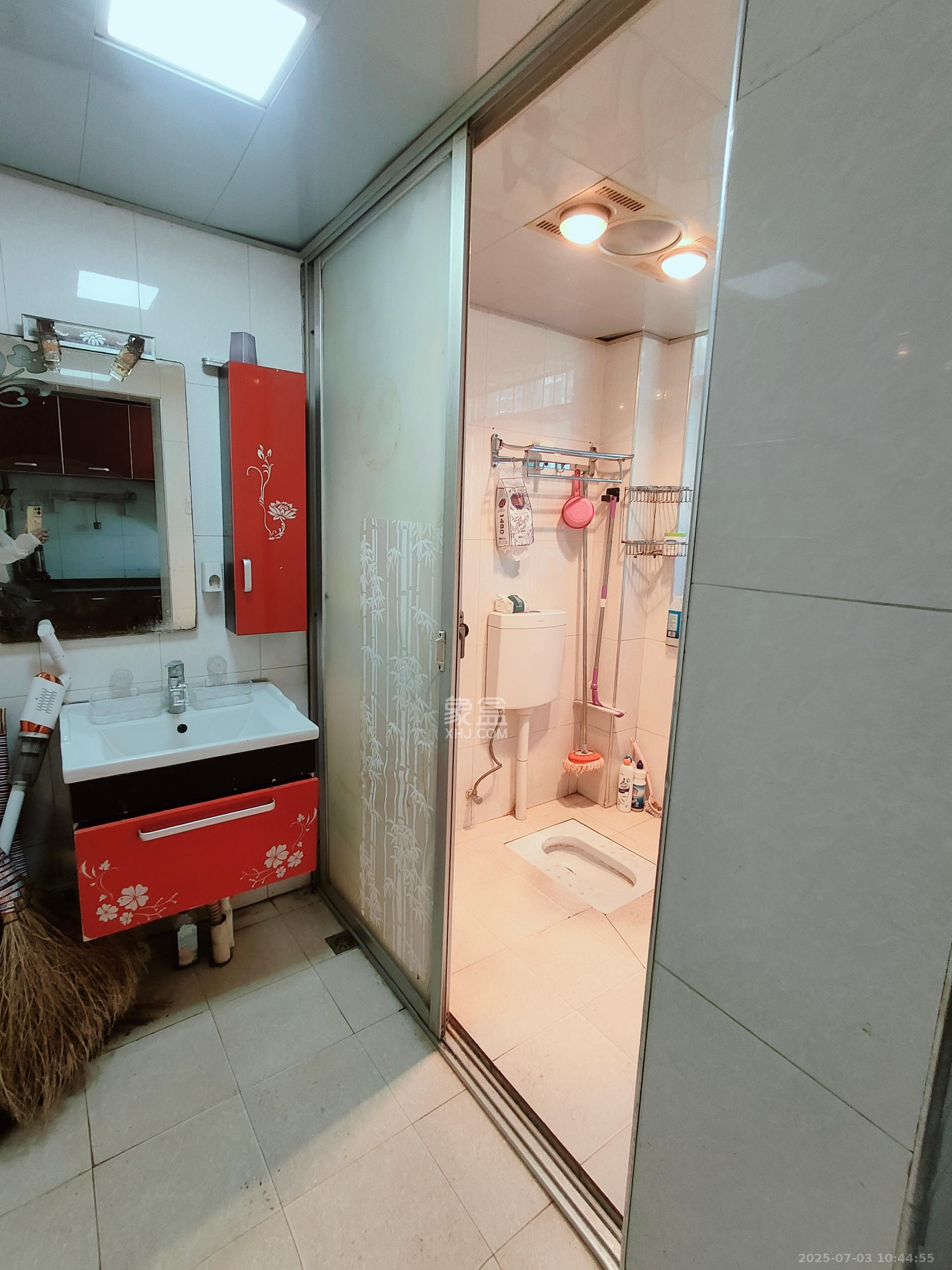 先锋新宇  2室2厅1卫   1750.00元/月室内图