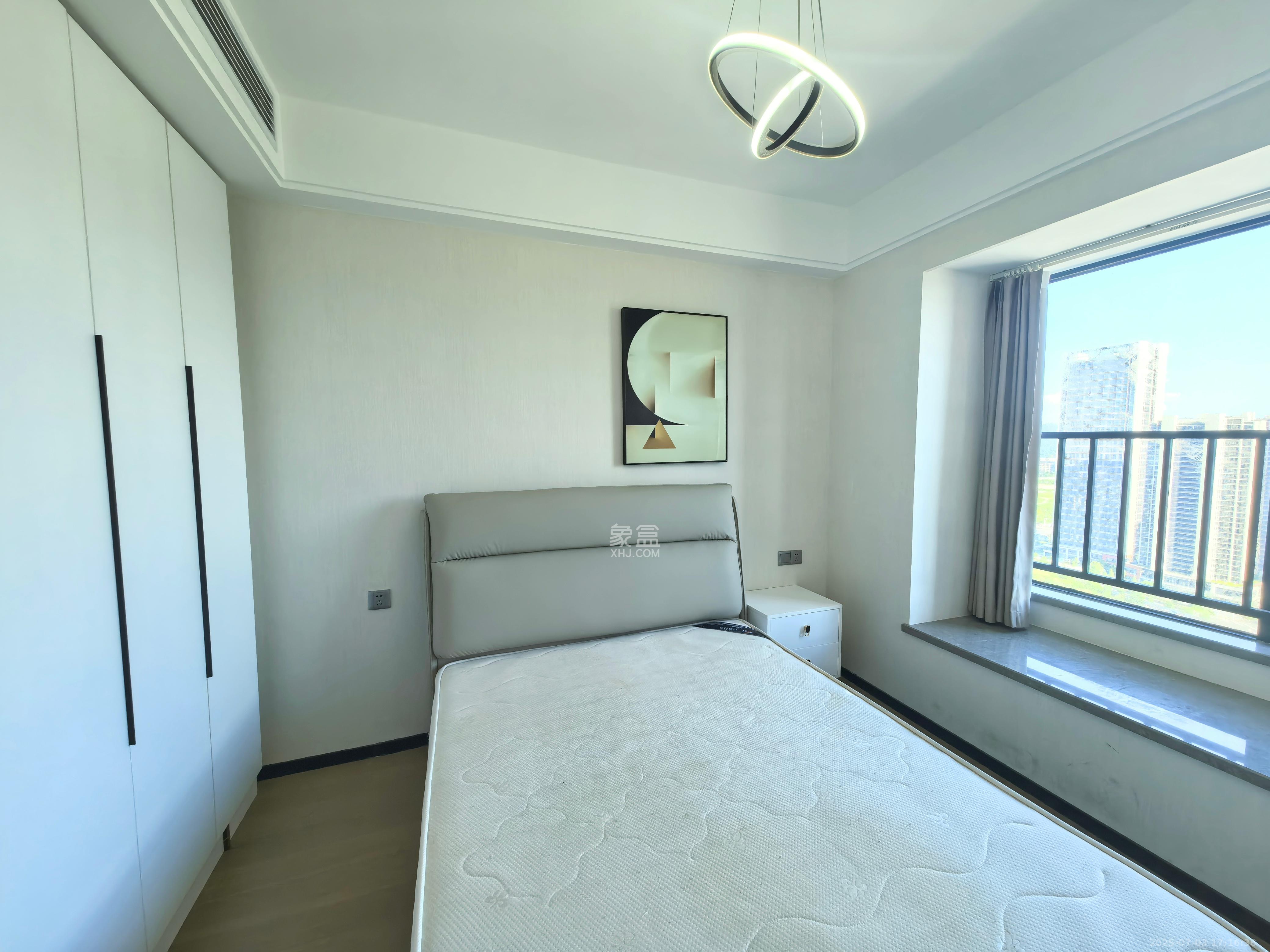 中海麓山境北区  4室2厅2卫   3600.00元/月室内图