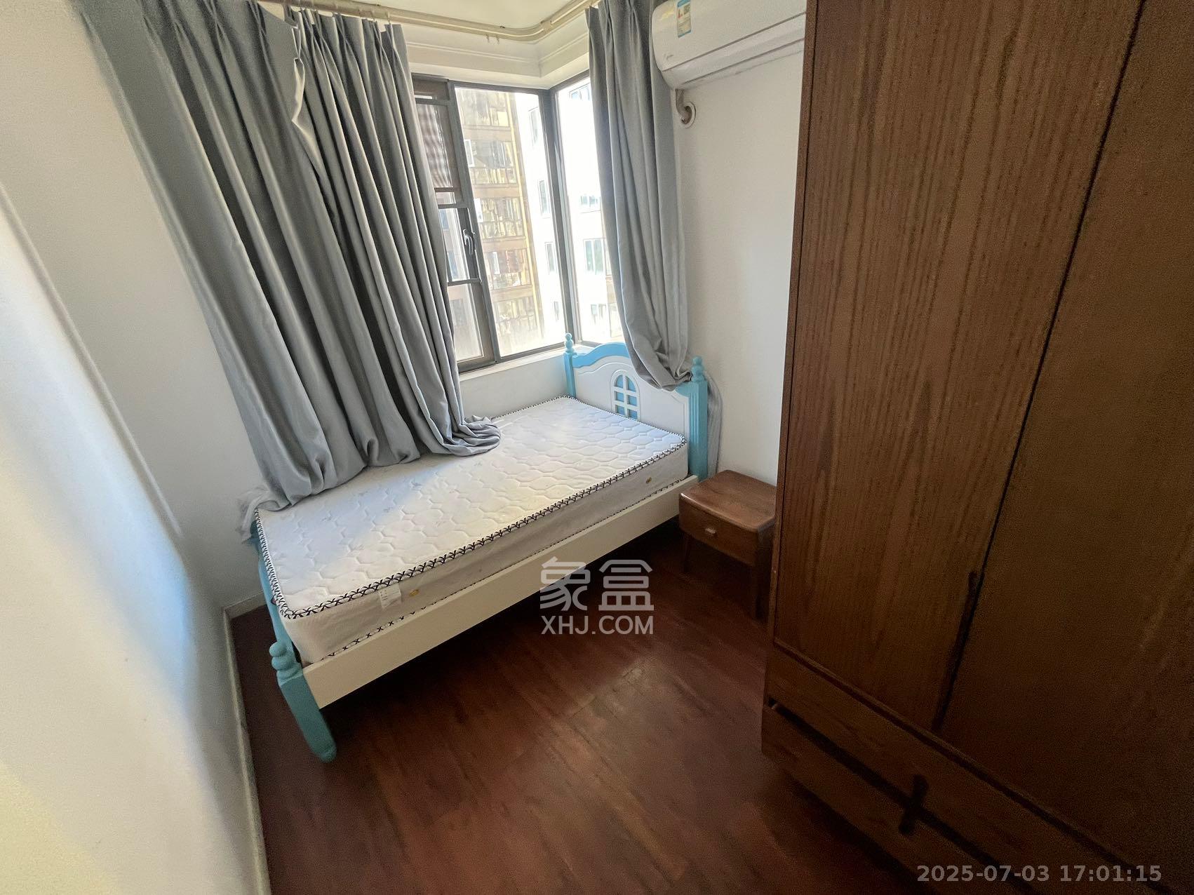 万科魅力之城观澜里 4室2厅2卫 2500.0元/月 万科魅力之城观澜里 4室2厅2卫 2500.0元/月室内图