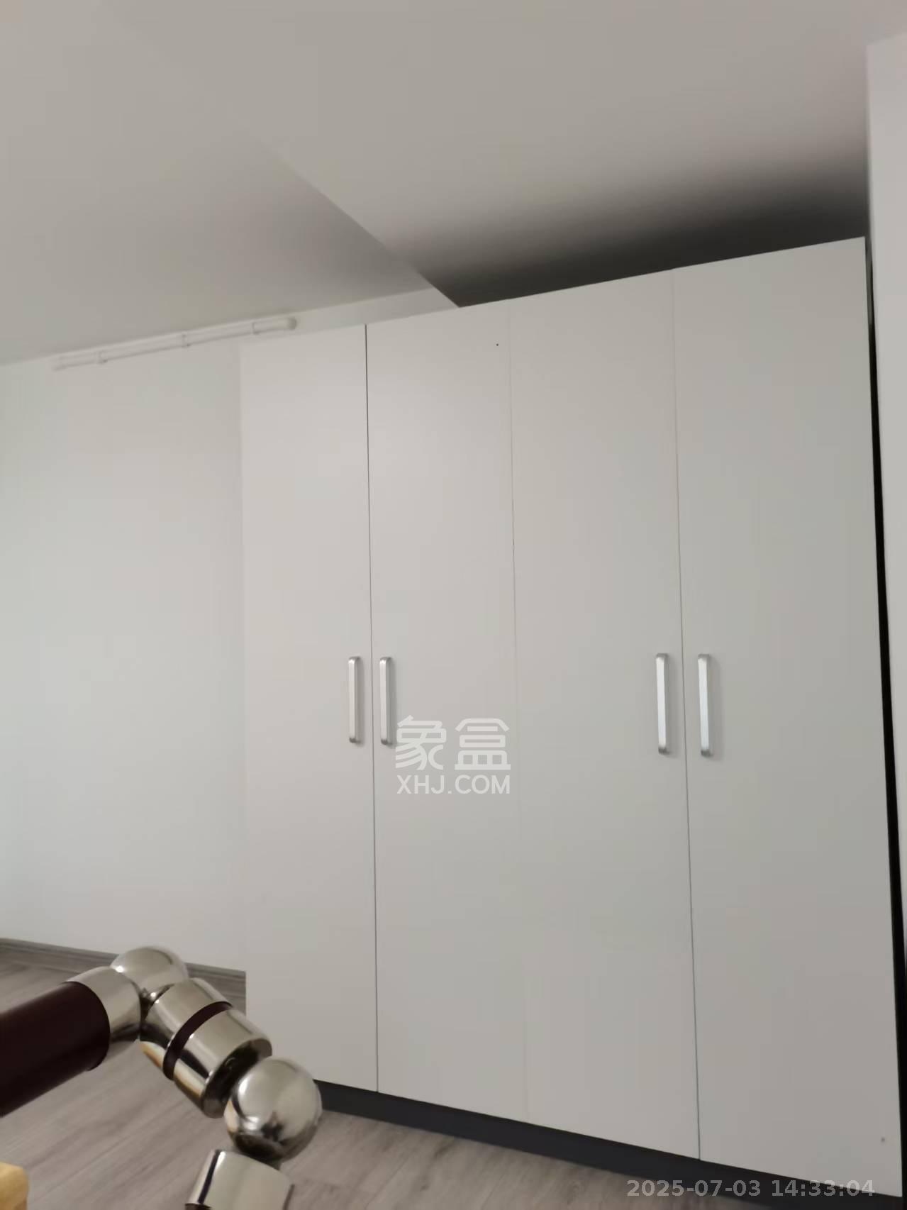 万科金色梦想A区  1室1厅1卫   1600.00元/月室内图