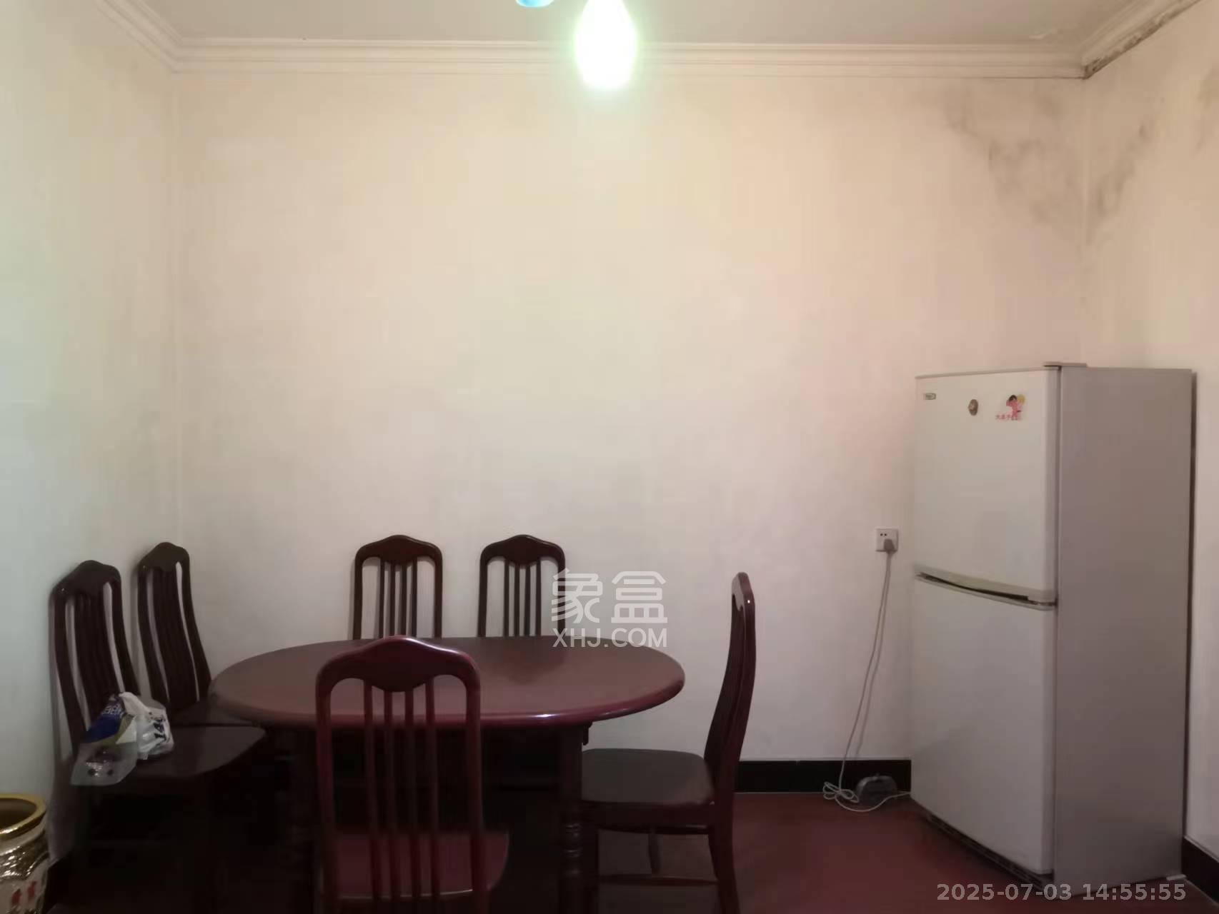 家馨园 3室1厅1卫 1000.0元/月 家馨园 3室1厅1卫 1000.0元/月室内图