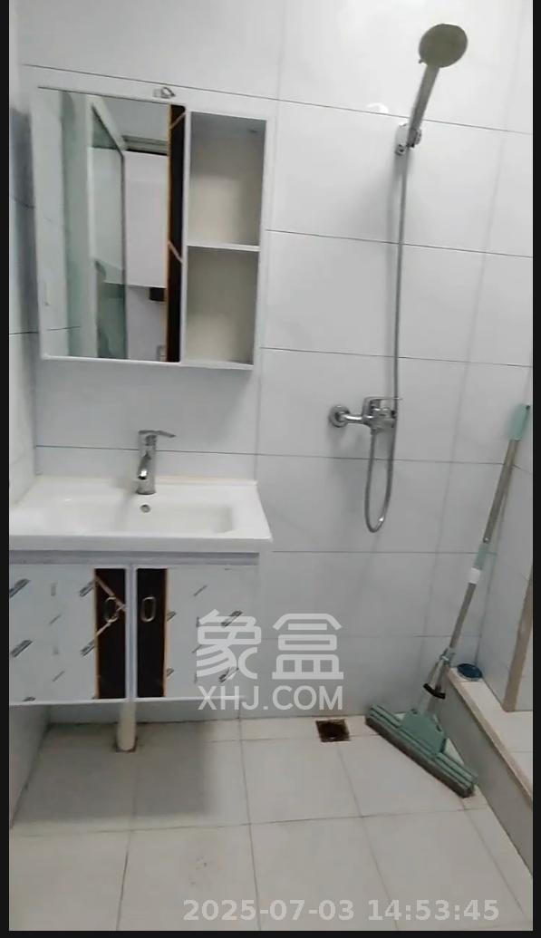 海伦春天  1室1厅1卫   1200.00元/月室内图