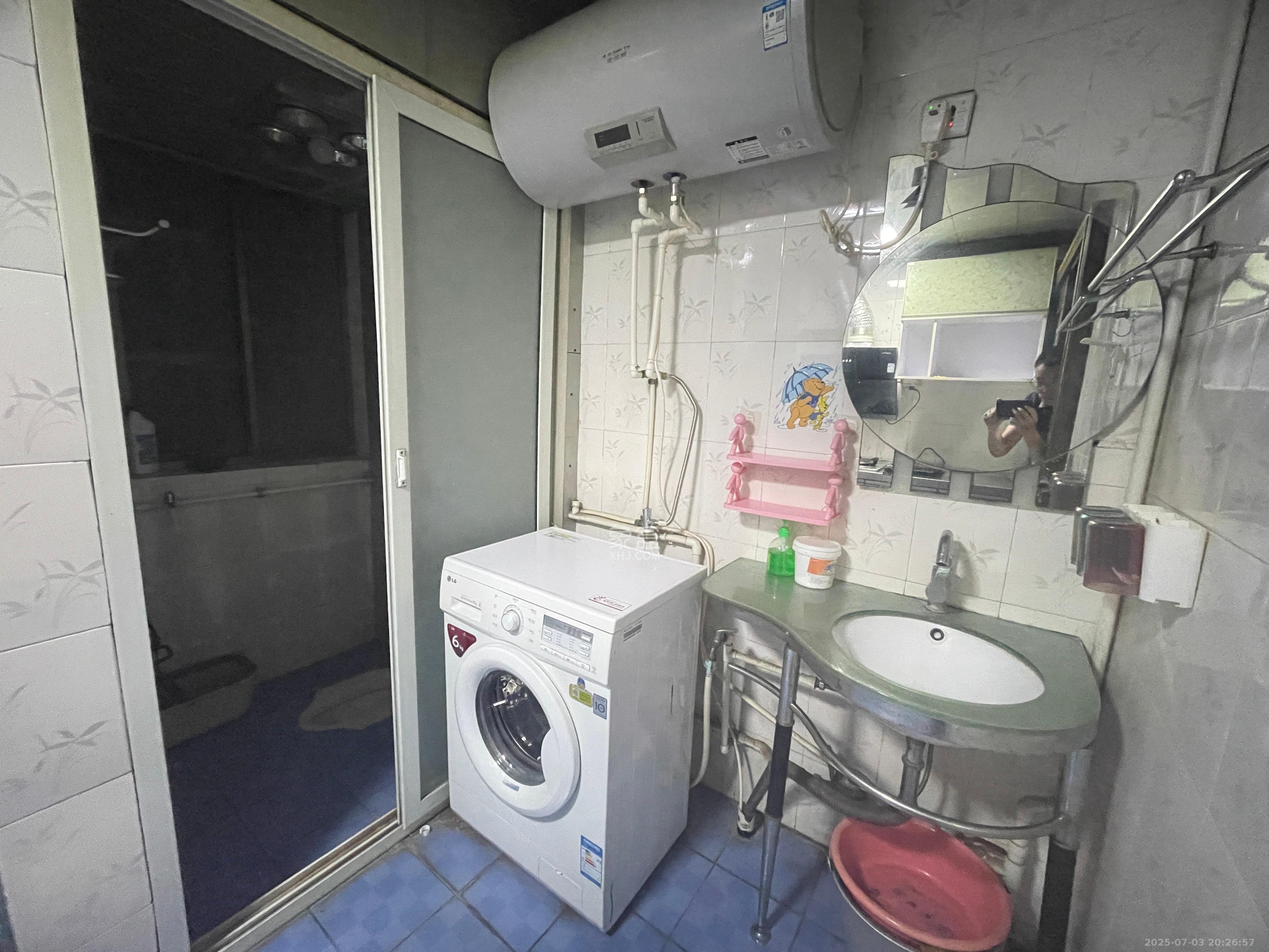 高桥火焰市场  2室1厅1卫   1500.00元/月室内图