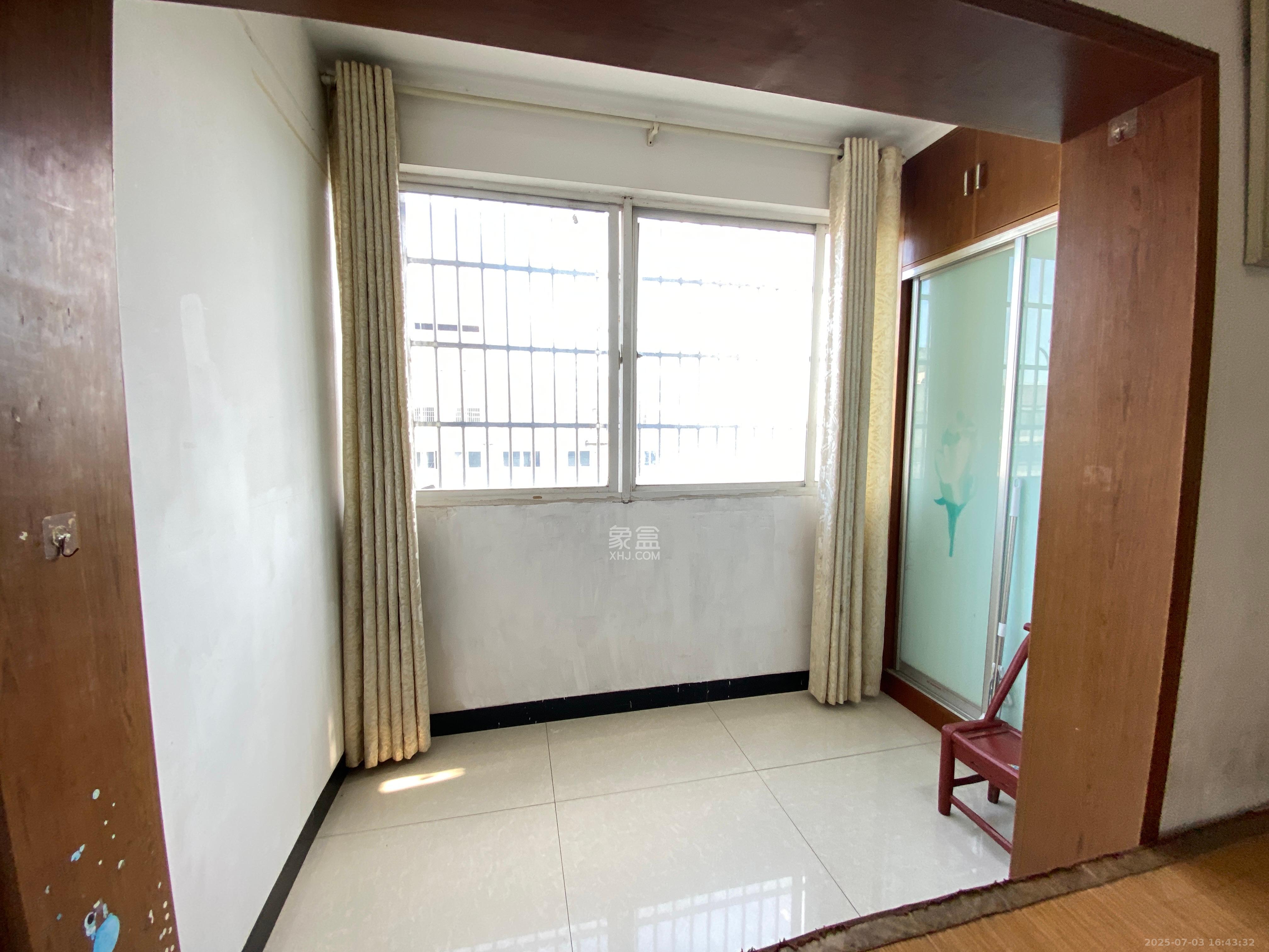 锦璨家园  2室1厅1卫   1700.00元/月室内图