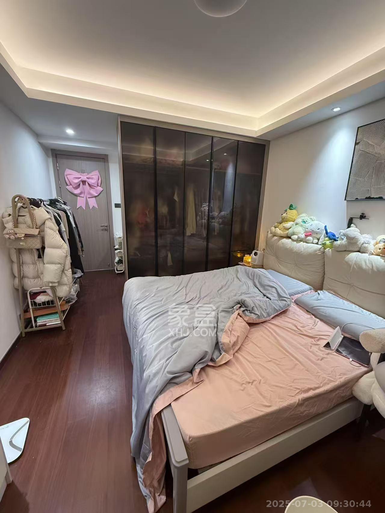 旭辉雨花郡  4室2厅2卫   4500.00元/月室内图