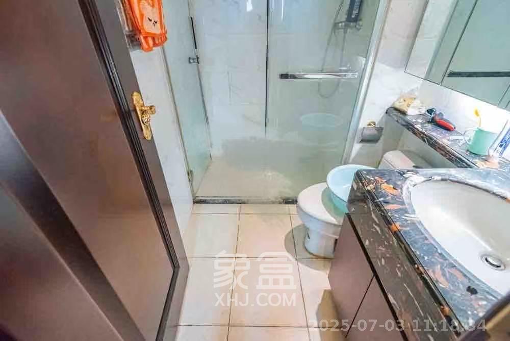 恒大雅苑  1室1厅1卫    1600.0元/月室内图