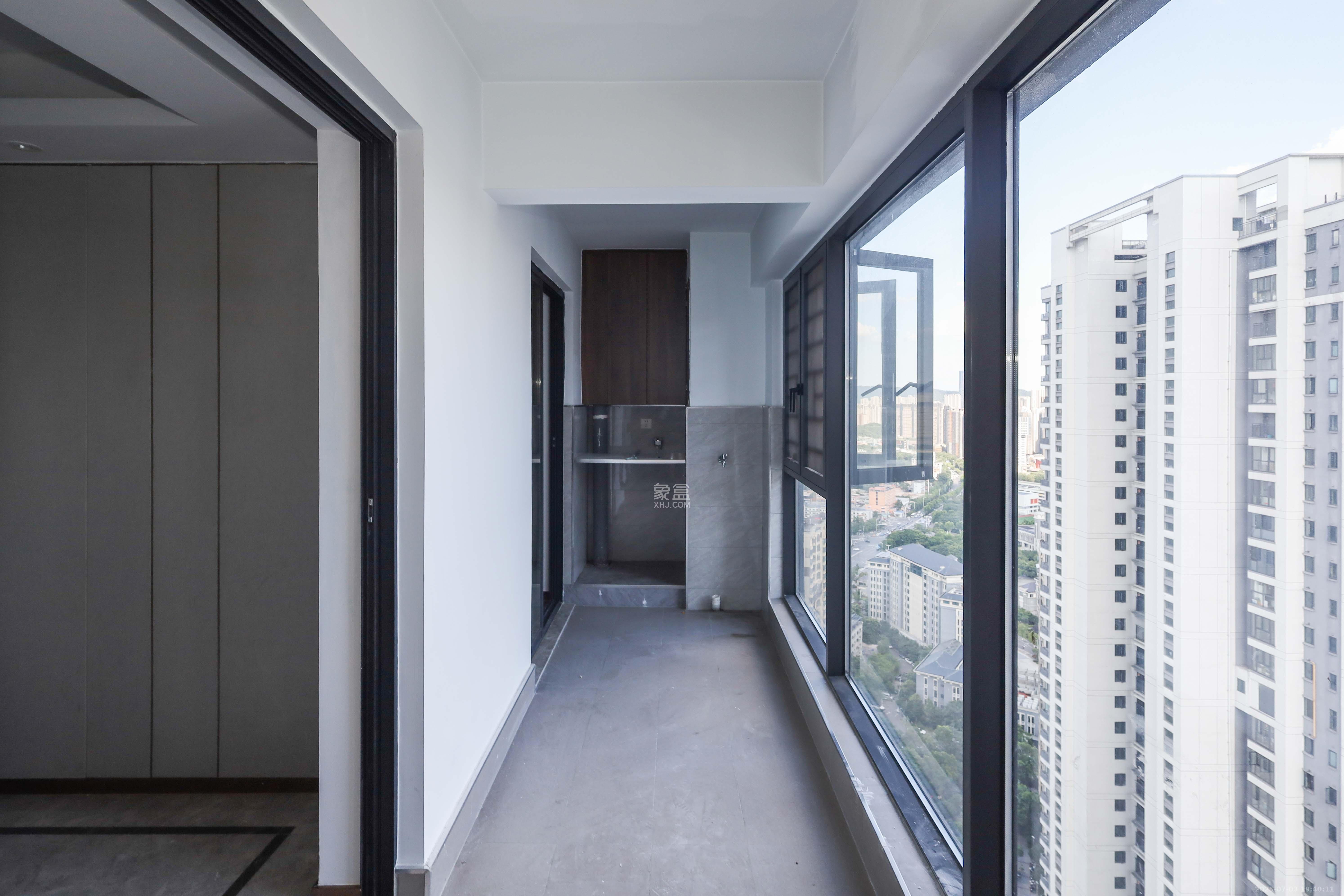 梅溪悦章  4室2厅2卫    156.0万 梅溪悦章  4室2厅2卫    156.0万阳台