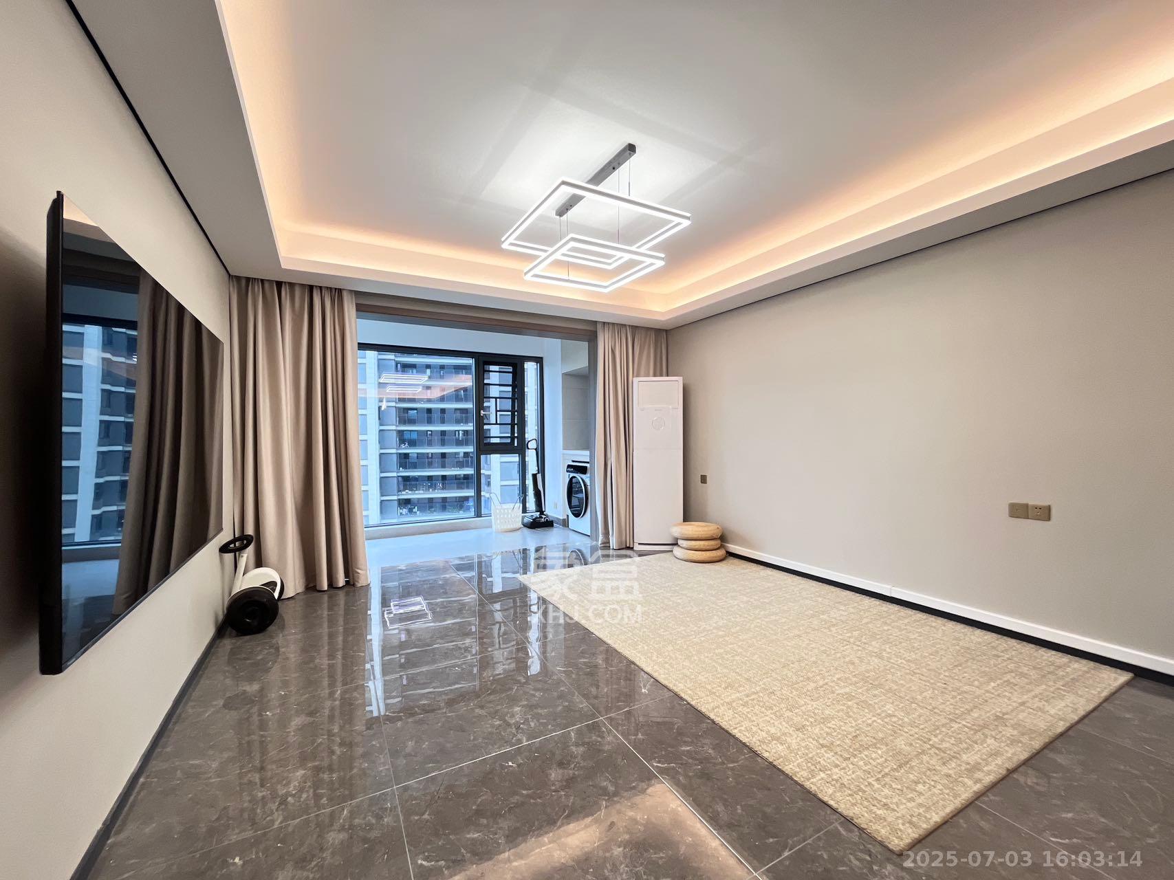 中海阅麓山一期  4室2厅2卫    4500.0元/月 中海阅麓山一期  4室2厅2卫    4500.0元/月