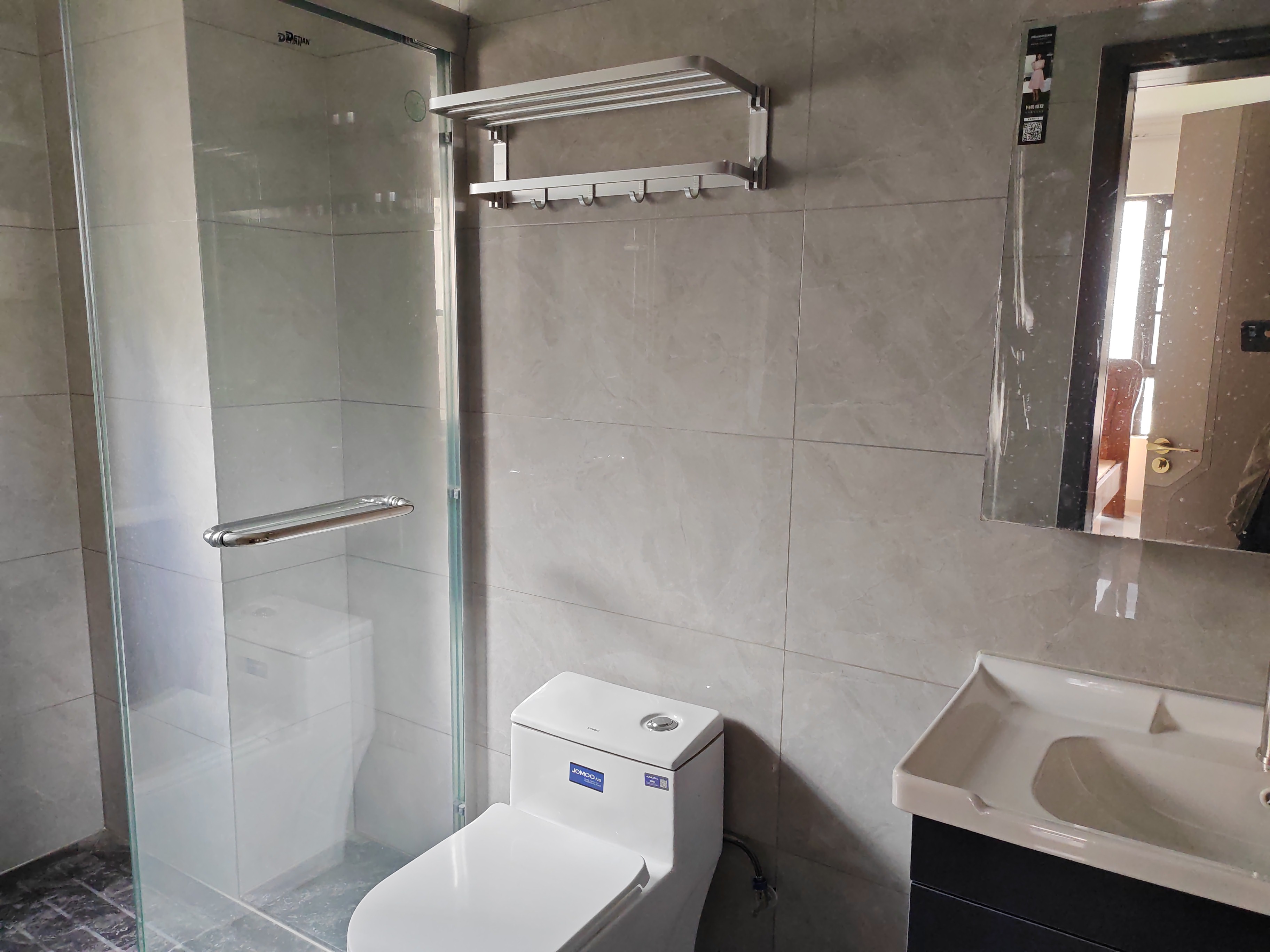 恩祥新城 4室1厅2卫 4000.0元/月 恩祥新城 4室1厅2卫 4000.0元/月室内图