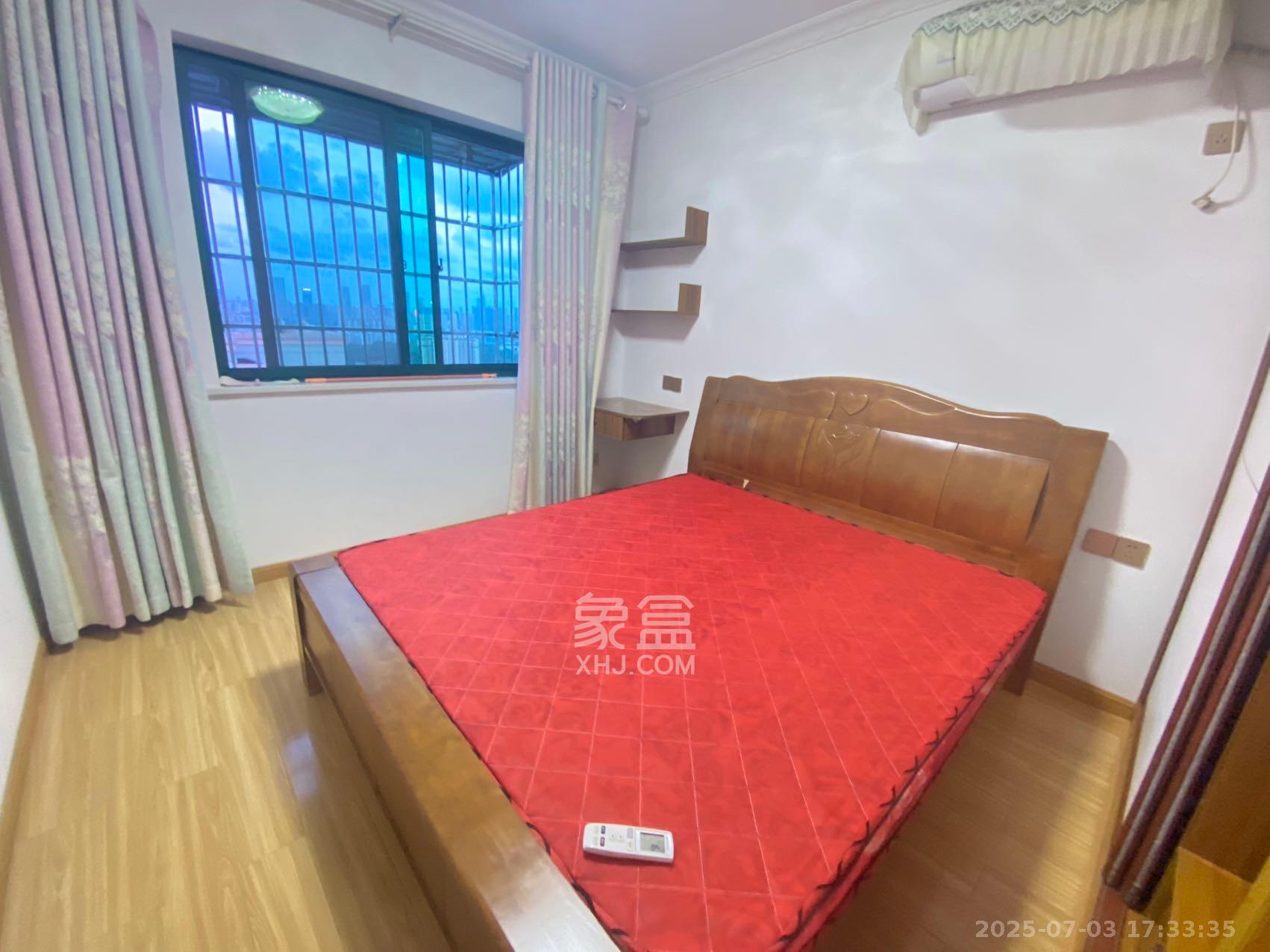 西韵佳苑  3室2厅2卫    3500.0元/月 西韵佳苑  3室2厅2卫    3500.0元/月室内图